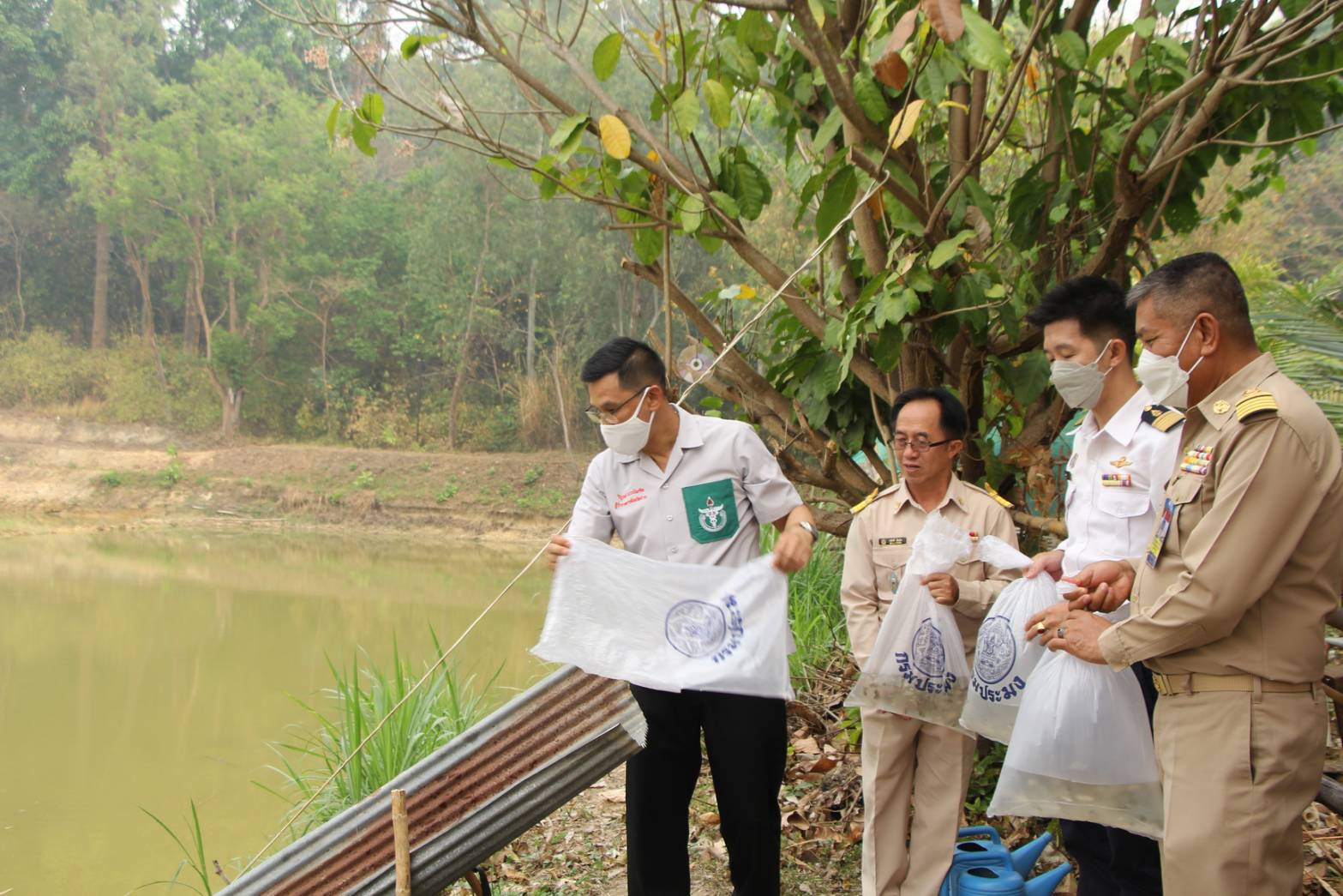 กิจกรรมหน่วยแพทย์เคลื่อนที่ พอ.สว. และการหน่วยบำบัดทุกข์บำรุงสุขสร้างรอยยิ้มให้ประชาชน พื้นที่ตำบลพระธาตุ อำเภอเชียงกลาง จังหวัดน่าน