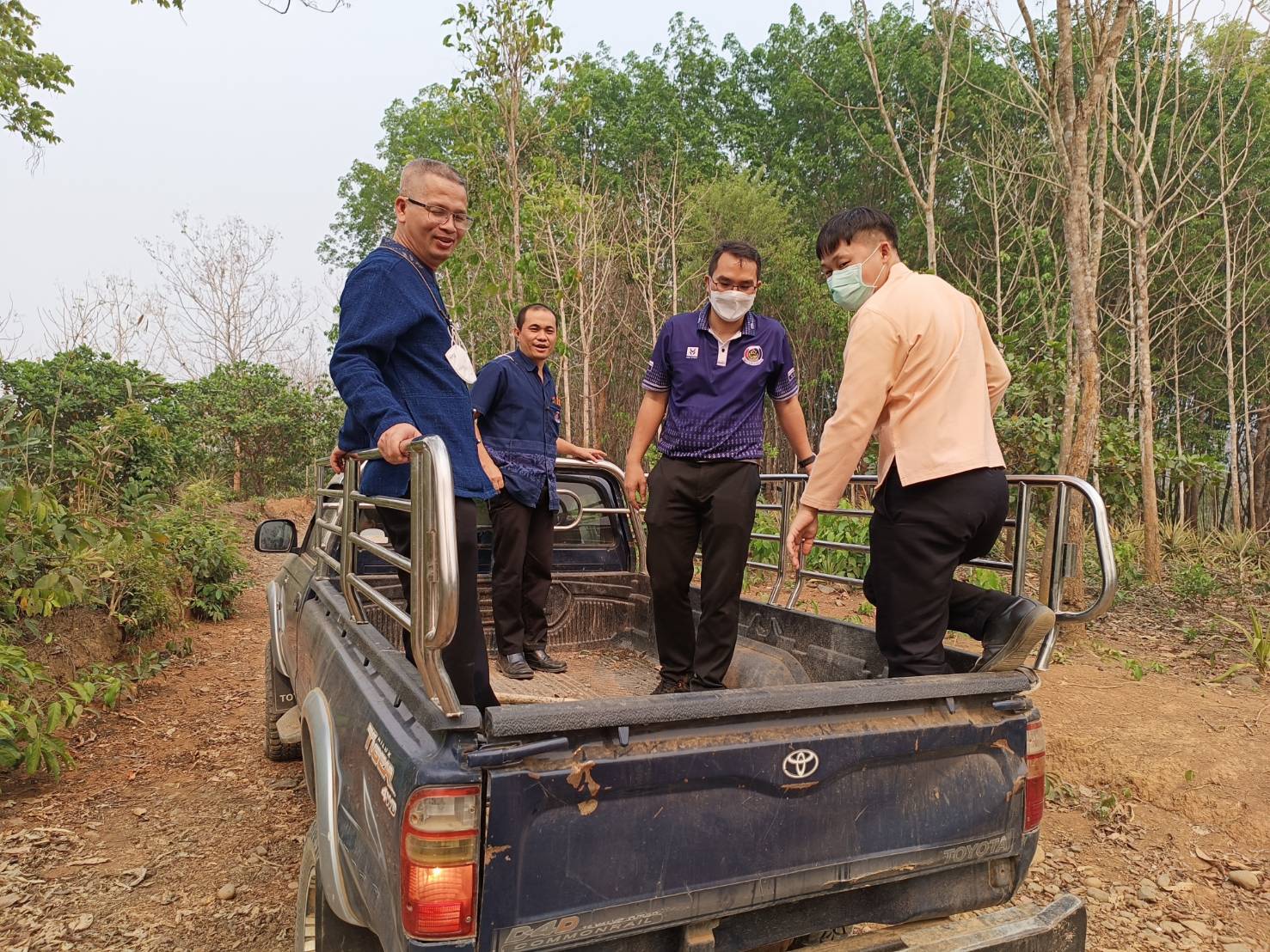 ติดตามและส่งเสริมสนับสนุนการดำเนินงานศูนย์จัดการกองทุนชุมชนบ้านงอบศาลา ตำบลงอบ อำเภอทุ่งช้าง จังหวัดน่าน