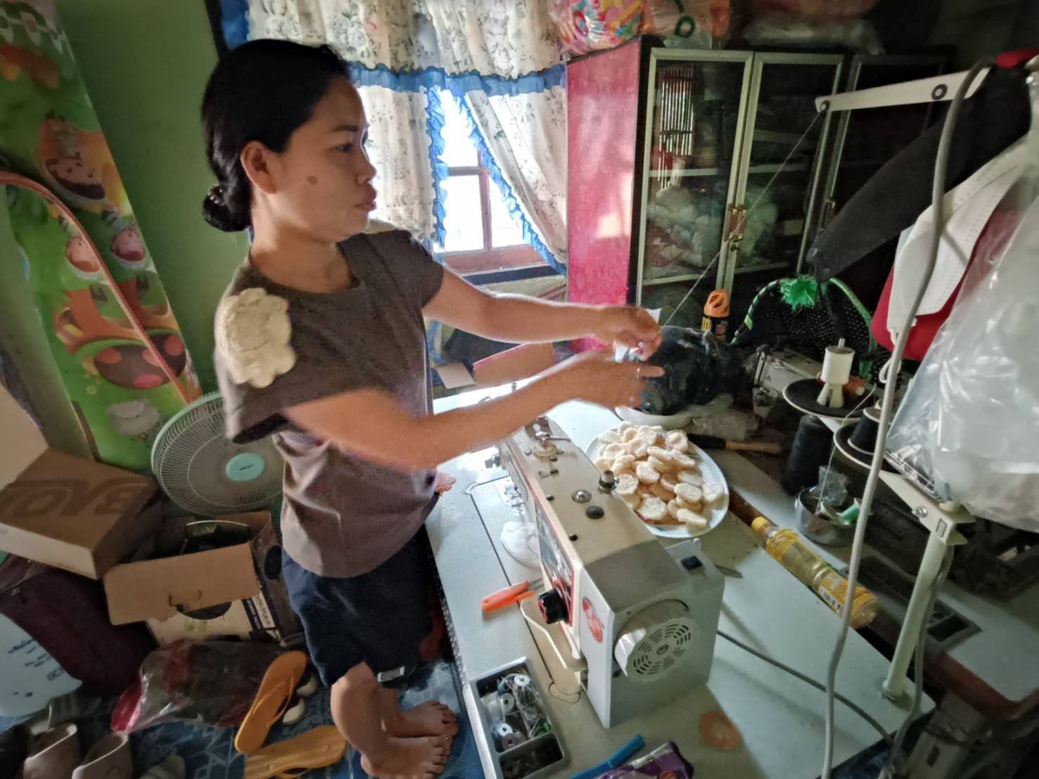 เยี่ยมเยือนให้กำลังใจครัวเรือนยากจน เป้าหมาย TPMAP ที่ผ่านการได้รับความช่วยเหลือการส่งเสริมการประกอบอาชีพ ตามโครงการขจัดความยากจนและพัฒนาคนทุกช่วงวัยอย่างยั่งยืน ตามหลักปรัชญาของเศรษฐกิจพอเพียง ในพื้นที่ อำเภอทุ่งช้าง จังหวัดน่าน