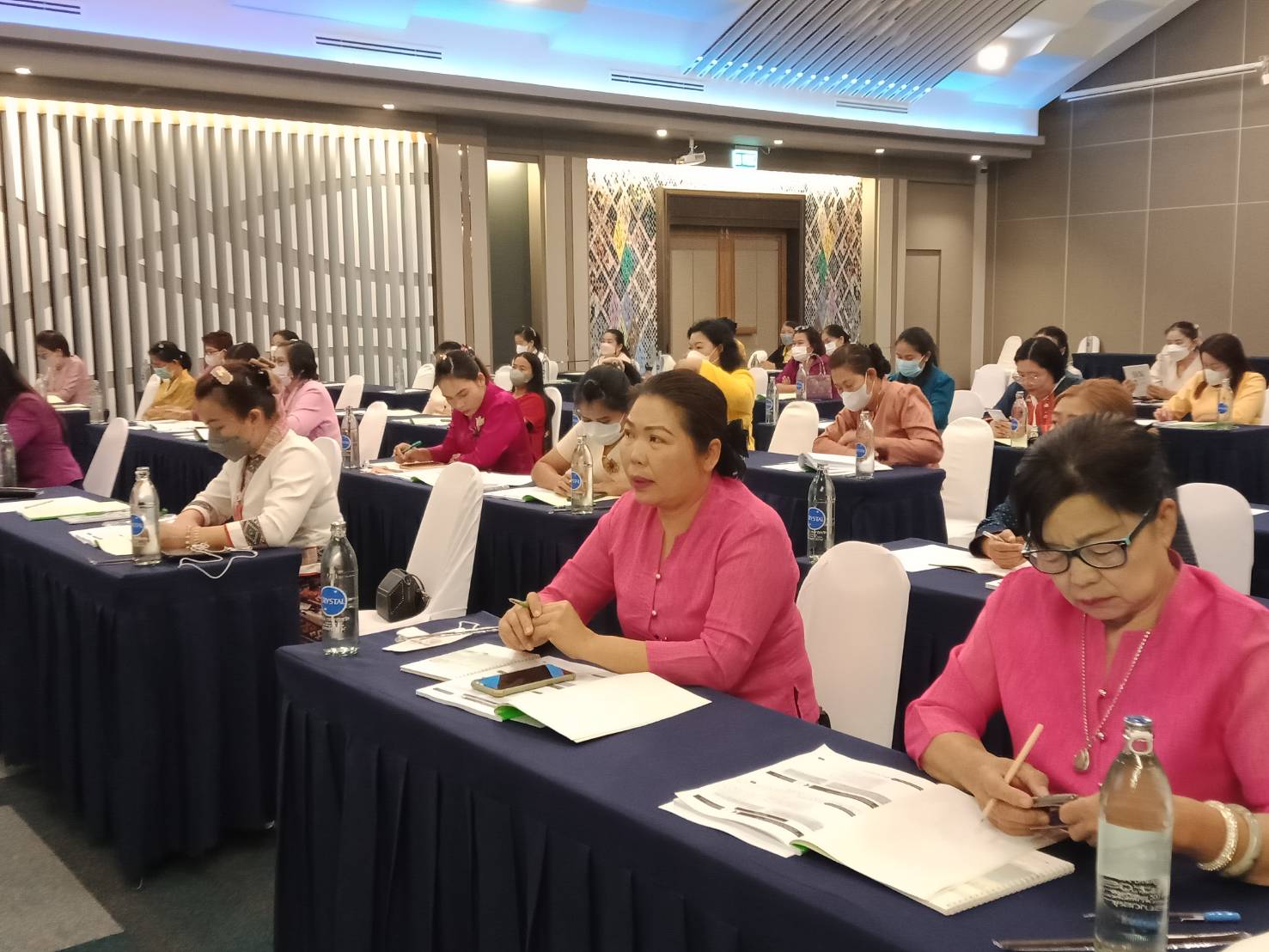 จัดโครงการเพิ่มประสิทธิภาพการปฏิบัติงานกองทุนพัฒนาบทบาทสตรีแก่กลไกการขับเคลื่อนกองทุนพัฒนาบทบาทสตรี