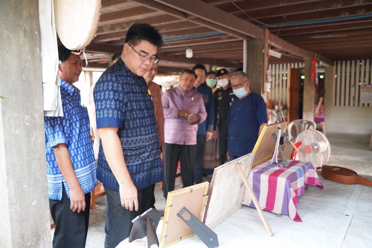 รองอธิบดีกรมการพัฒนาชุมชน ติดตามผลการดำเนินงานปลูกผักสวนครัว สร้างความมั่นคงทางอาหาร ตามพระราชดำริสมเด็จพระกนิษฐาธิราชเจ้า กรมสมเด็จพระเทพรัตนราชสุดาฯ สยามบรมราชกุมารี