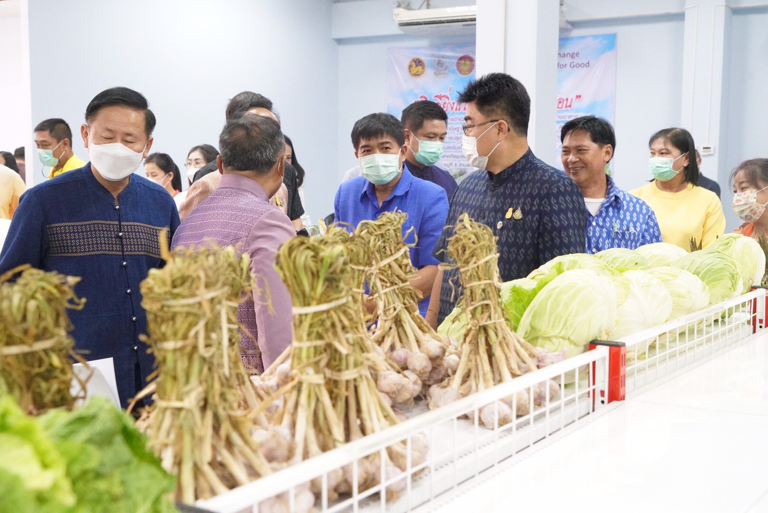 รองอธิบดีกรมการพัฒนาชุมชน ติดตามการดำเนินงานวิสาหกิจชุมชนศูนย์กระจายและจำหน่ายผลิตภัณฑ์ชุมชนน่าน