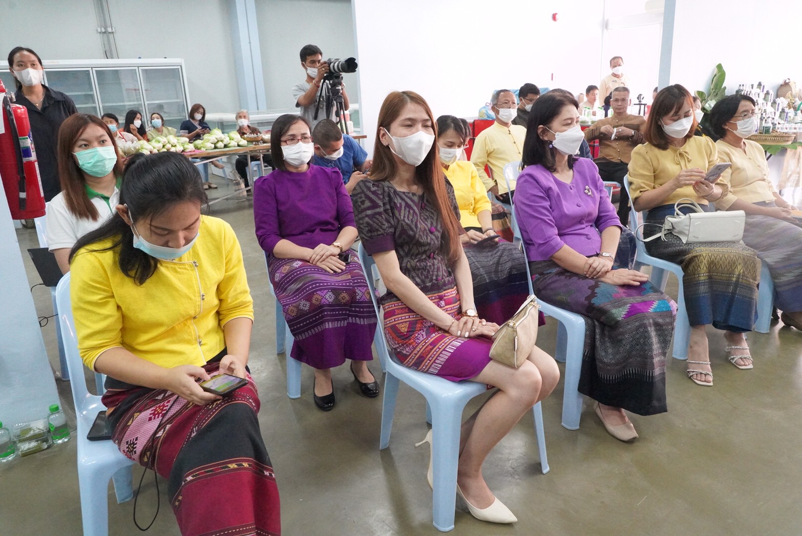 รองอธิบดีกรมการพัฒนาชุมชน ติดตามการดำเนินงานวิสาหกิจชุมชนศูนย์กระจายและจำหน่ายผลิตภัณฑ์ชุมชนน่าน