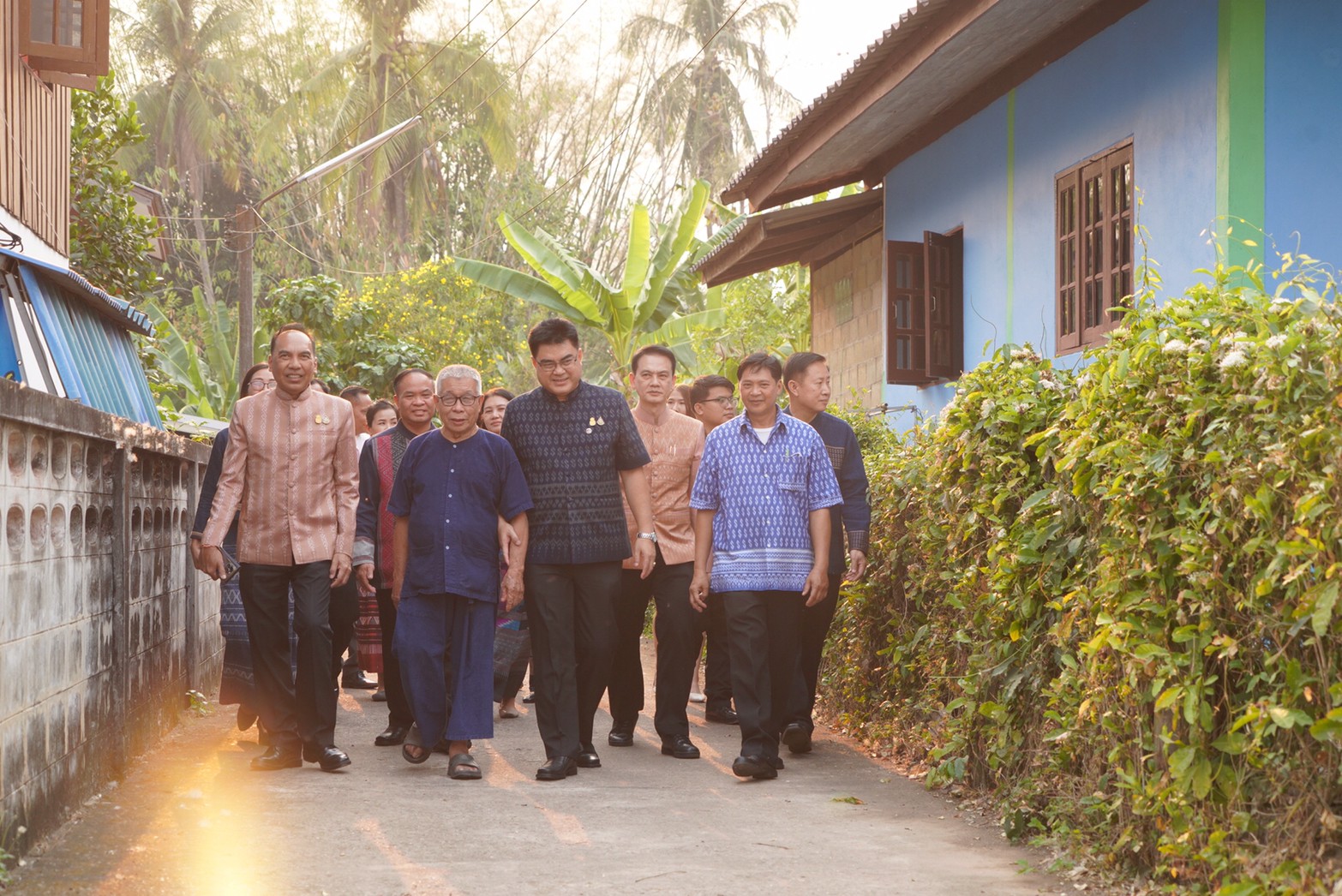 รองอธิบดีกรมการพัฒนาชุมชน ติดตามผลการดำเนินงานปลูกผักสวนครัว สร้างความมั่นคงทางอาหาร ตามพระราชดำริสมเด็จพระกนิษฐาธิราชเจ้า กรมสมเด็จพระเทพรัตนราชสุดาฯ สยามบรมราชกุมารี