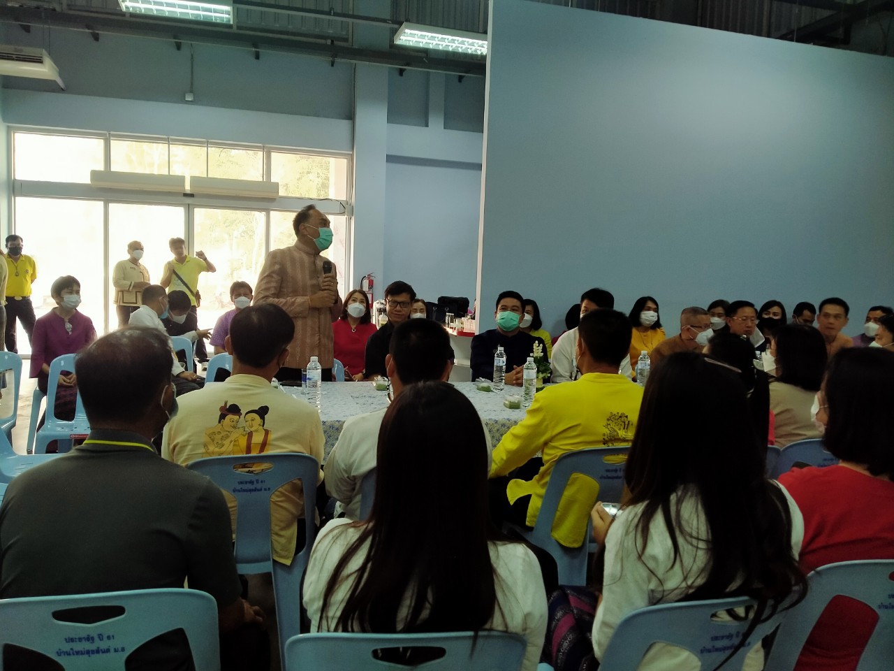 รองอธิบดีกรมการพัฒนาชุมชน ติดตามการดำเนินงานวิสาหกิจชุมชนศูนย์กระจายและจำหน่ายผลิตภัณฑ์ชุมชนน่าน