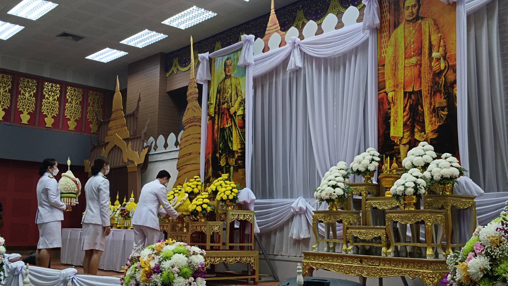 พช.น่าน ร่วมพิธีเนื่องในวันที่ระลึกพระบาทสมเด็จพระพุทธยอดฟ้าจุฬาโลกมหาราช วันที่ระลึกมหาจักรีบรมราชวงศ์ และวันที่ระลึกพระบาทสมเด็จพระนั่งเกล้าเจ้าอยู่หัว พระมหาเจษฎาราชเจ้า