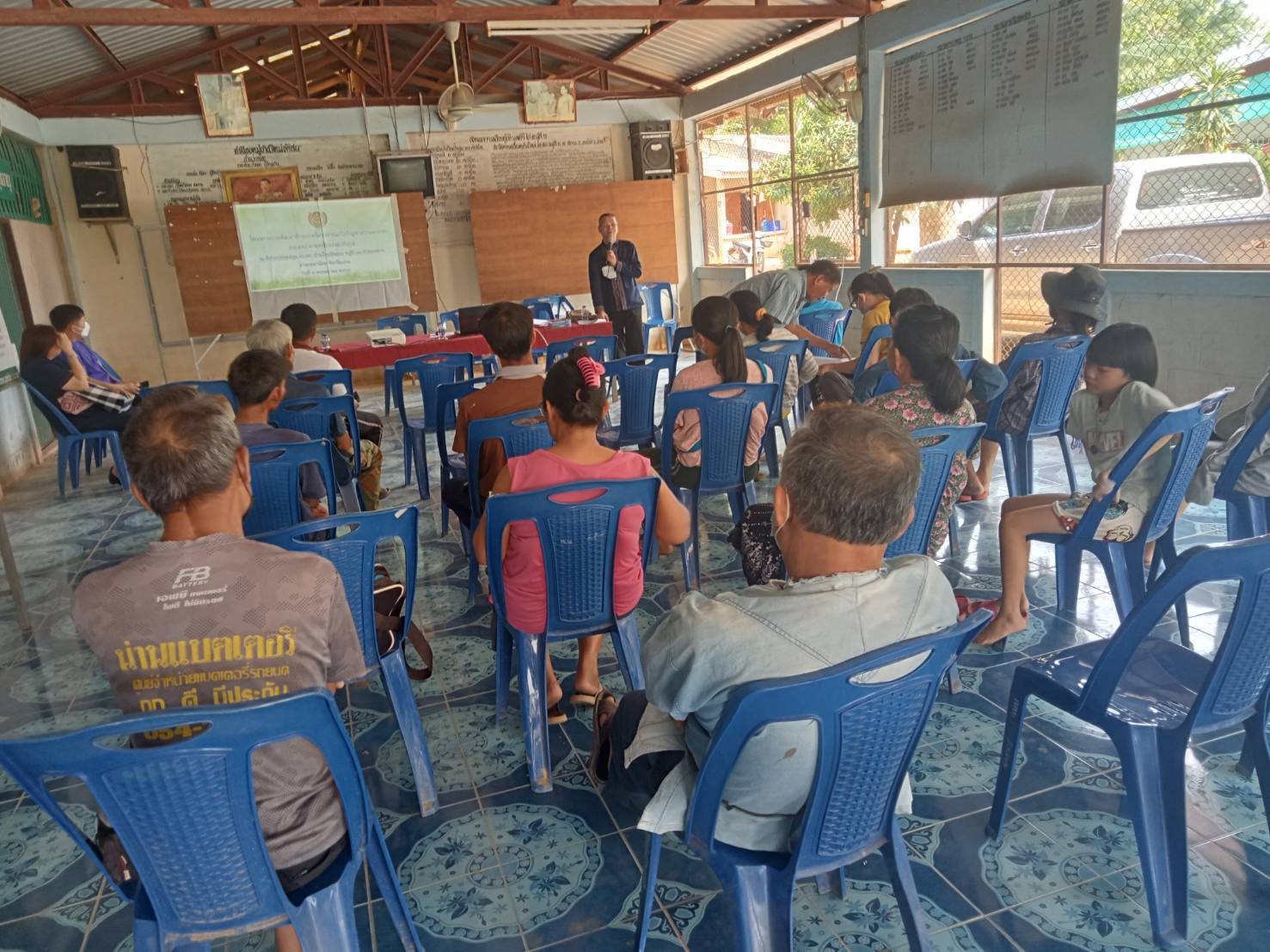 พช.น่าน : ติดตามและส่งเสริมสนับสนุนการดำเนินงานโครงการแก้ไขปัญหาความยากจน (กข.คจ) พื้นที่อำเภอนาน้อย จังหวัดน่าน