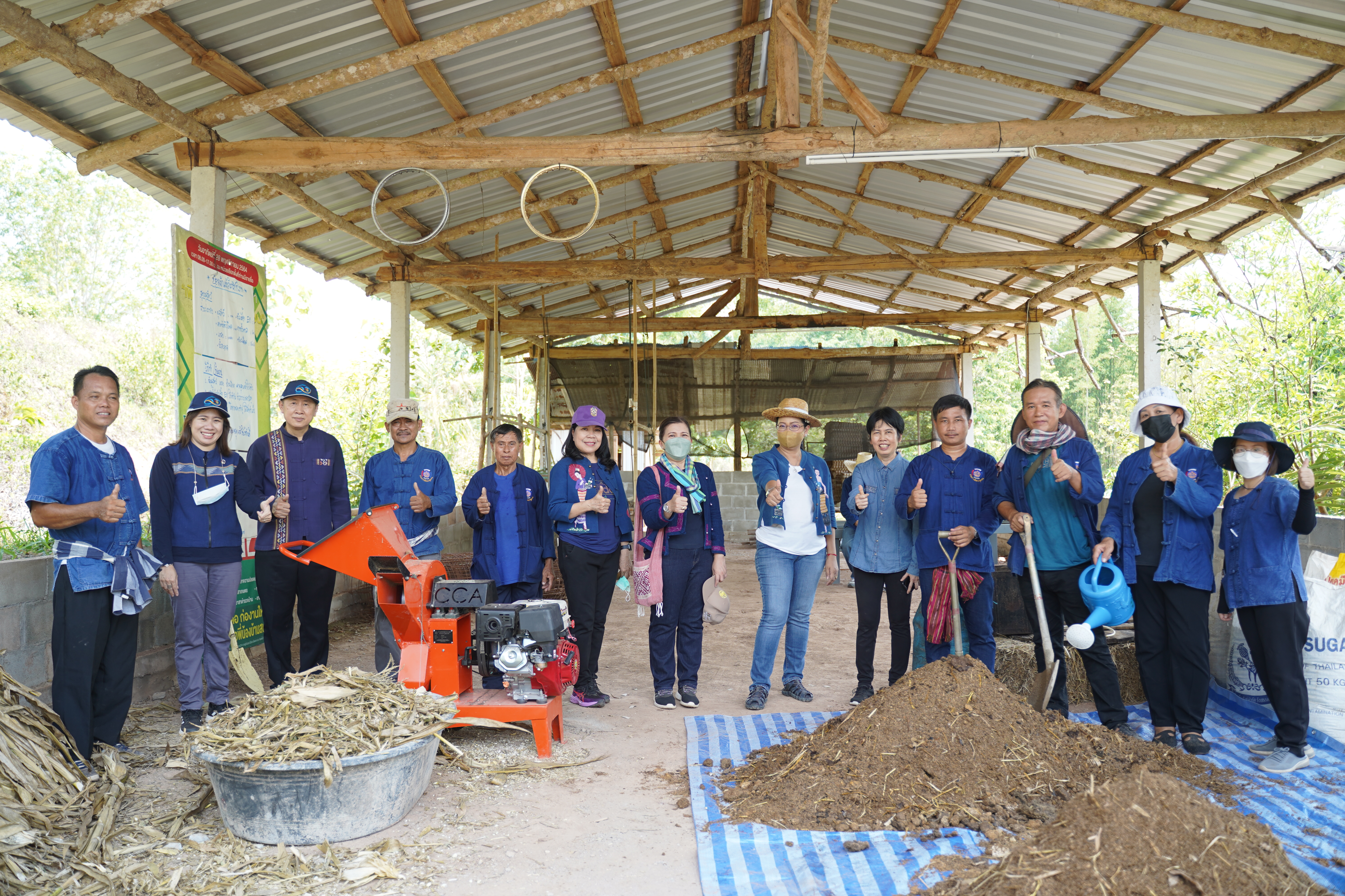 จังหวัดน่าน Kick off  โครงการ “1 หมู่บ้าน 1 ทางนี้มีผล ผู้คนรักกัน เฉลิมพระเกียรติสมเด็จพระเจ้าพี่นางเธอเจ้าฟ้ากัลยาณิวัฒนา กรมหลวงนราธิวาสราชนครินทร์” เนื่องในโอกาสเฉลิมฉลองวาระ ครบ 100 ปี วันประสูติ (6 พฤษภาคม 2566) และกิจกรรมเอามื้อสามัคคี “พัฒนาพื้นที่ต้นแบบ รักษ์สิ่งแวดล้อม” ตามโครงการโคก หนอง นาวิถีน่าน พอเพียงสู่ความยั่งยืน ครั้งที่ 3/2566