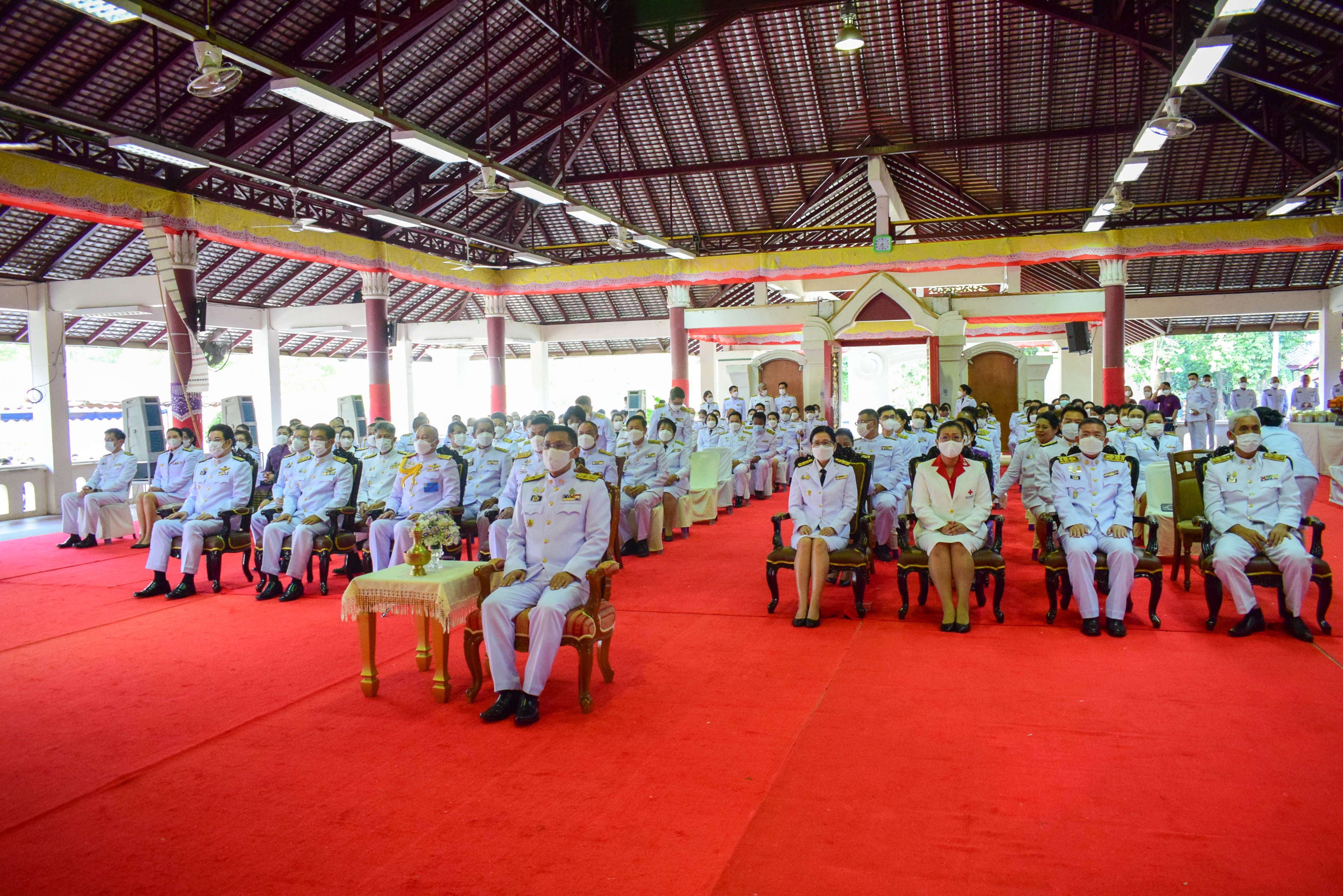 พช.น่าน : ร่วมพิธีทำบุญตักบาตร เฉลิมพระเกียรติ สมเด็จพระนางเจ้าฯ พระบรมราชินี เนื่องในวันเฉลิมพระชนมพรรษา 3 มิถุนายน 2566