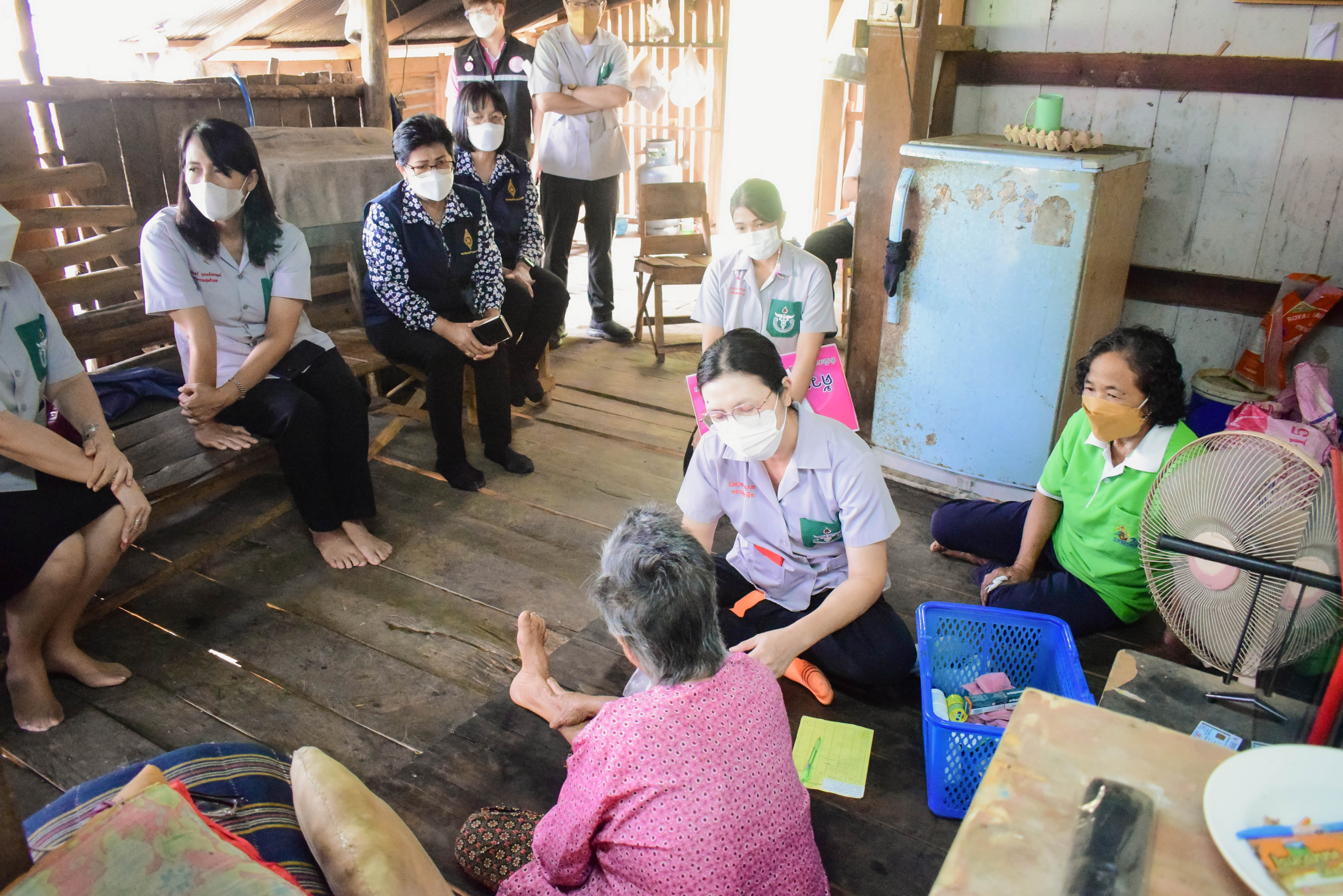พช.น่าน : ร่วมกิจกรรมเยี่ยมบ้านครัวเรือนยากจน TPMAP พื้นที่อำเภอนาหมื่น จังหวัดน่าน