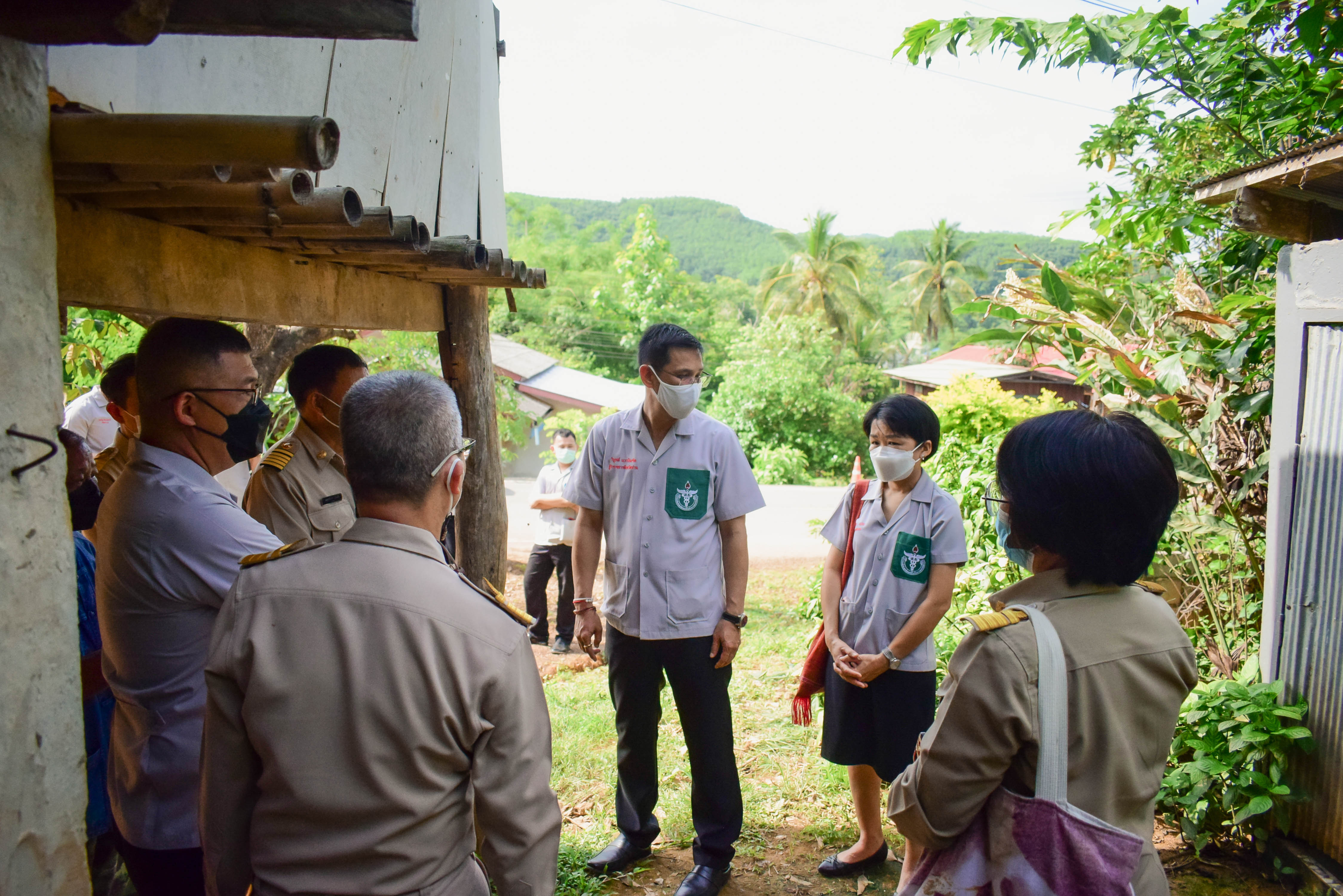 พช.น่าน : ร่วมกิจกรรมเยี่ยมบ้านครัวเรือนยากจน TPMAP พื้นที่อำเภอนาหมื่น จังหวัดน่าน