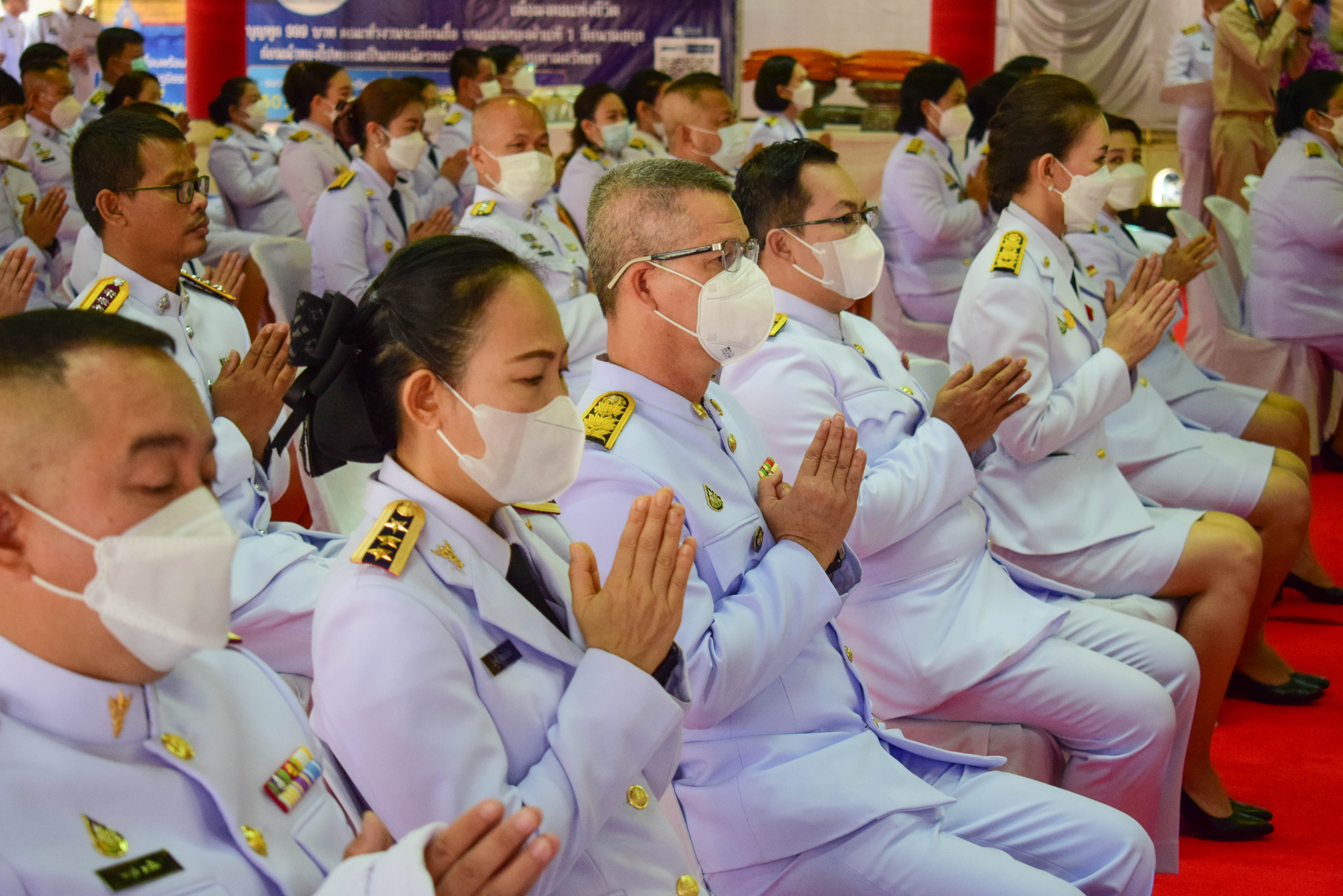 พช.น่าน : ร่วมพิธีทำบุญตักบาตร เฉลิมพระเกียรติ สมเด็จพระนางเจ้าฯ พระบรมราชินี เนื่องในวันเฉลิมพระชนมพรรษา 3 มิถุนายน 2566