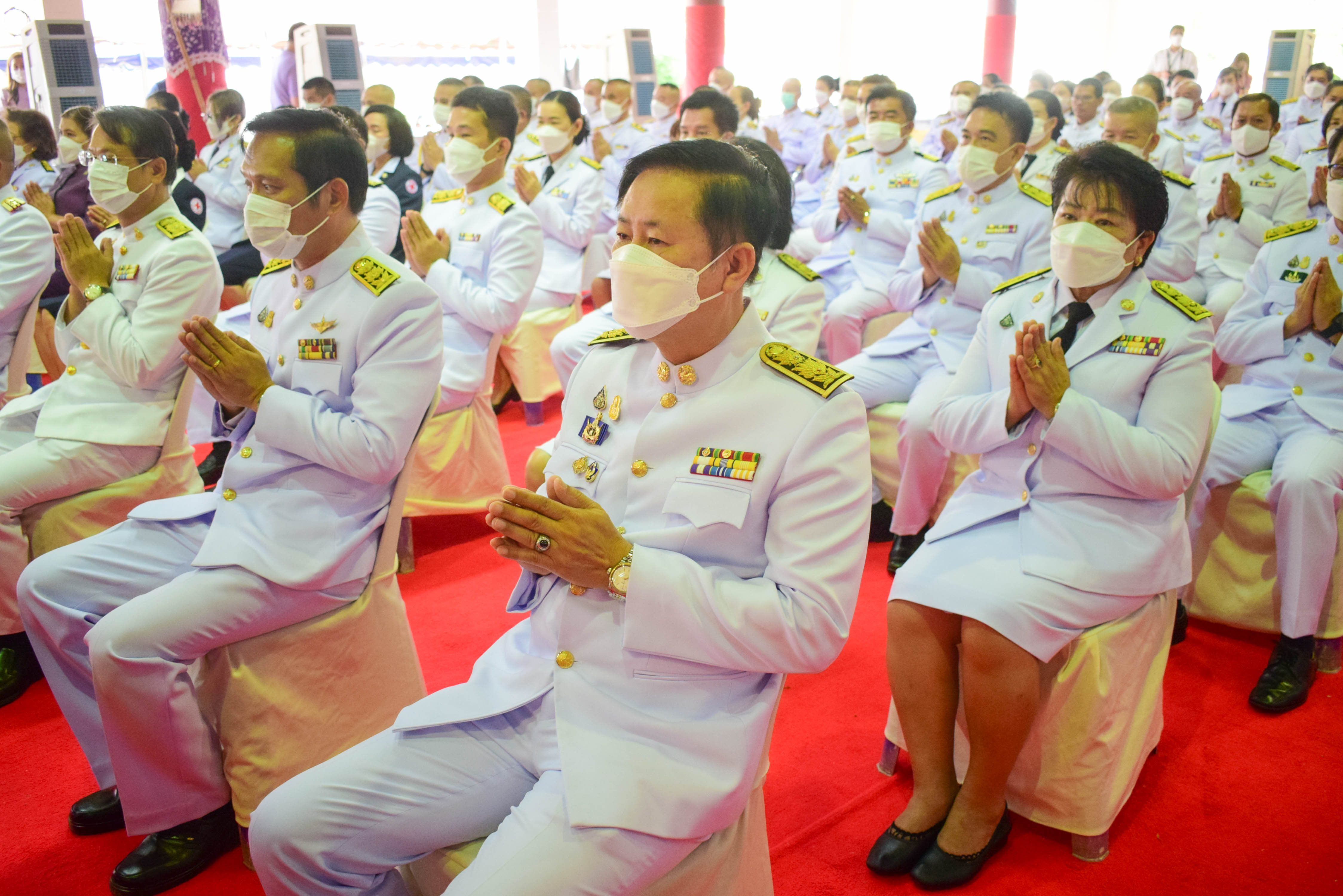 พช.น่าน : ร่วมพิธีทำบุญตักบาตร เฉลิมพระเกียรติ สมเด็จพระนางเจ้าฯ พระบรมราชินี เนื่องในวันเฉลิมพระชนมพรรษา 3 มิถุนายน 2566