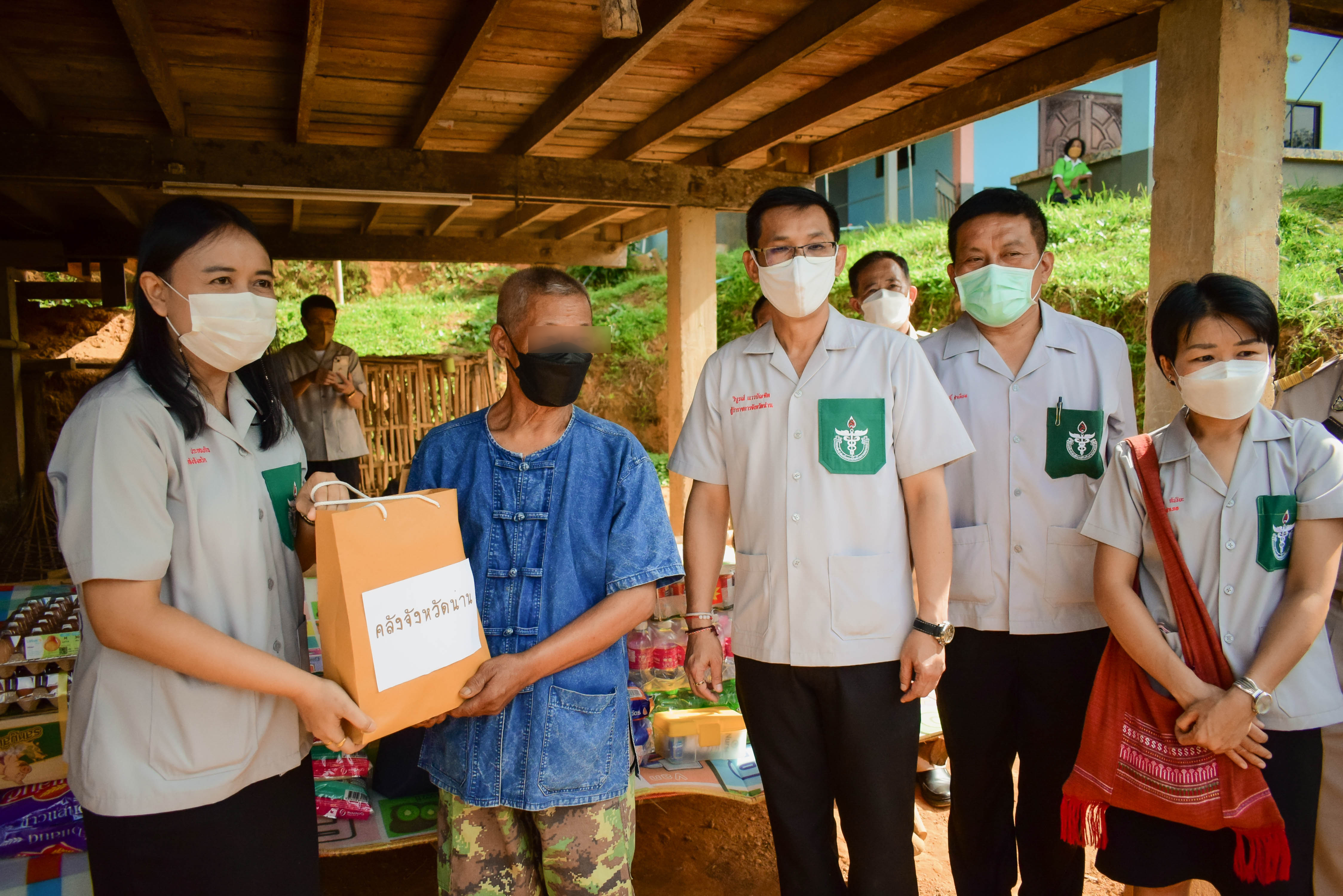 พช.น่าน : ร่วมกิจกรรมเยี่ยมบ้านครัวเรือนยากจน TPMAP พื้นที่อำเภอนาหมื่น จังหวัดน่าน