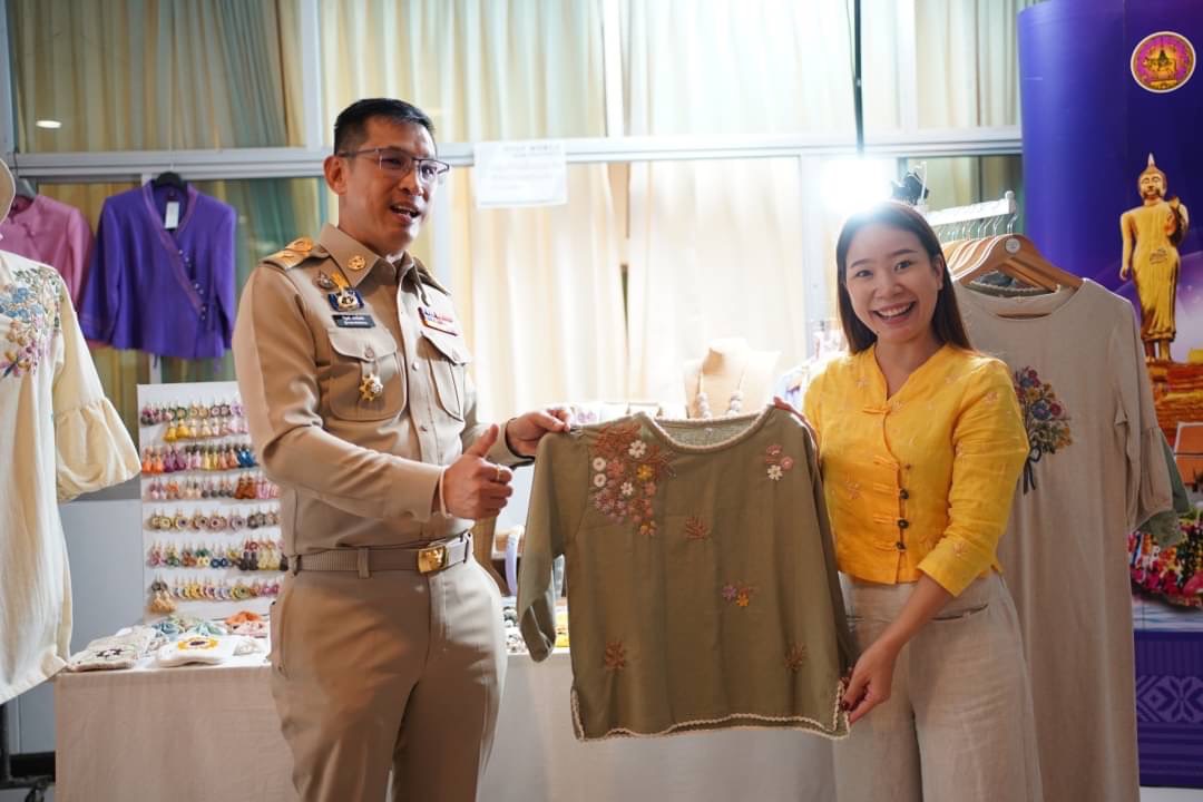 ผู้ว่าราชการจังหวัดน่าน เชิญชวนเลือกชม&ช้อป ในงาน OTOP Mobile ประจำเดือนมิถุนายน