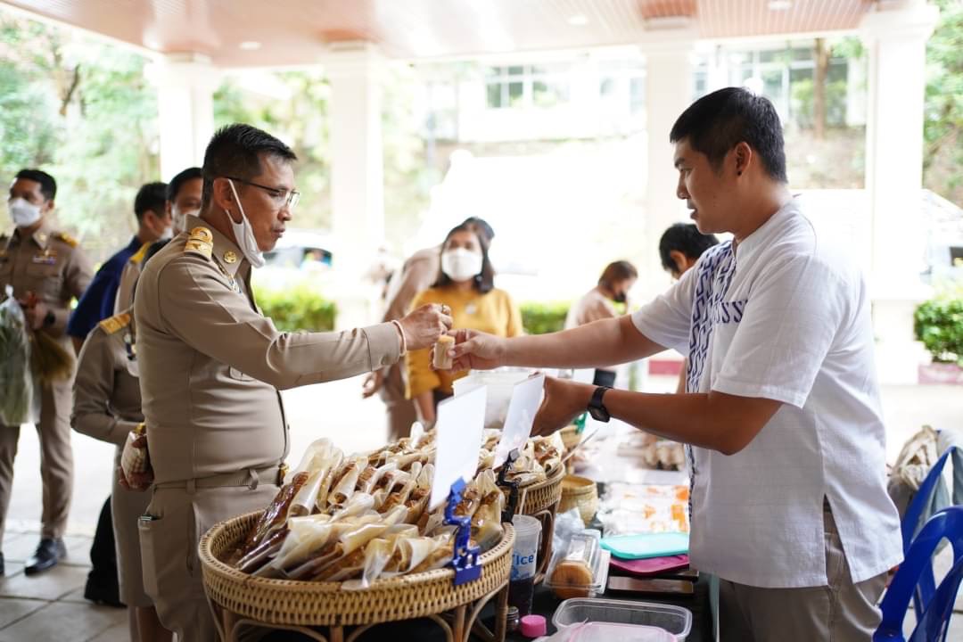 ผู้ว่าราชการจังหวัดน่าน เชิญชวนเลือกชม&ช้อป ในงาน OTOP Mobile ประจำเดือนมิถุนายน