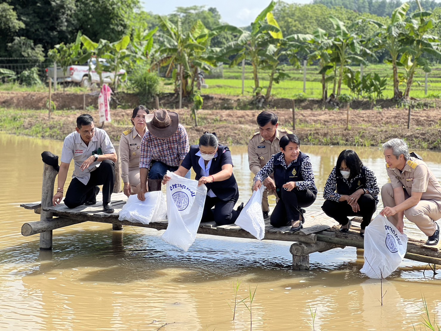 ผู้ว่าราชการจังหวัดน่าน เยี่ยมศูนย์เรียนรู้ โคก หนอง นา พัฒนาชุมชน อ.ท่าวังผา จ.น่าน