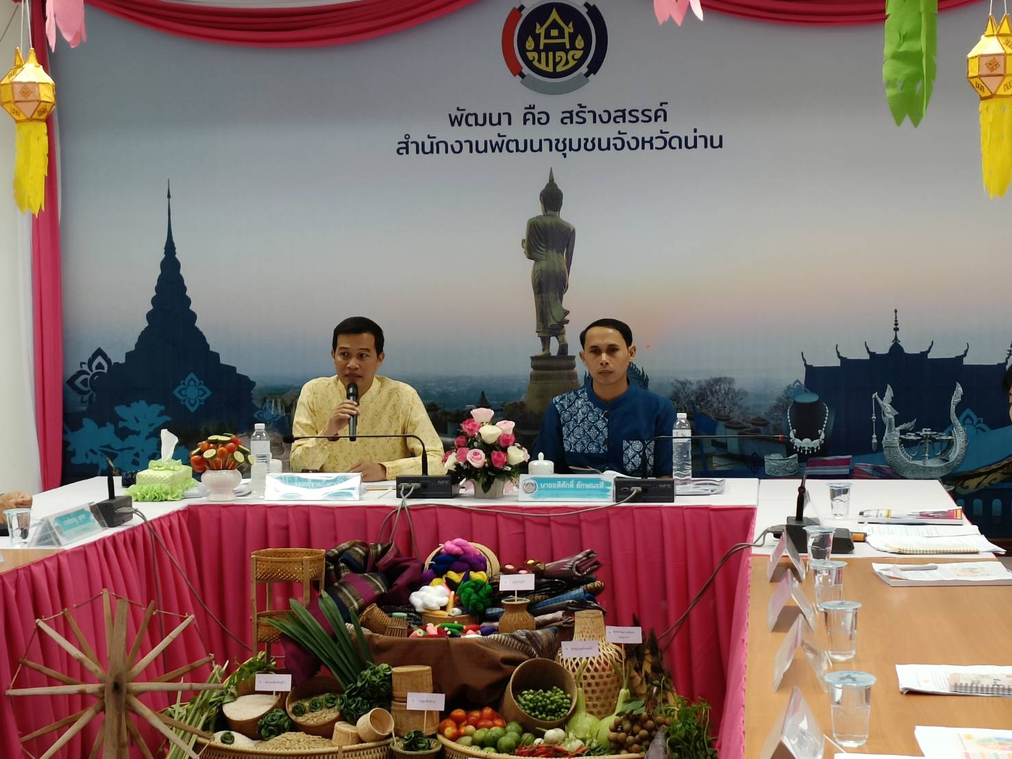 พช.น่าน : ต้อนรับคณะกรรมการคัดเลือกคนกองทุนพัฒนาบทบาทสตรีดีเด่นระดับเขตตรวจราชการ โครงการเชิดชูเกียรติคนกองทุนพัฒนาบทบาทสตรี ประจำปี 2566