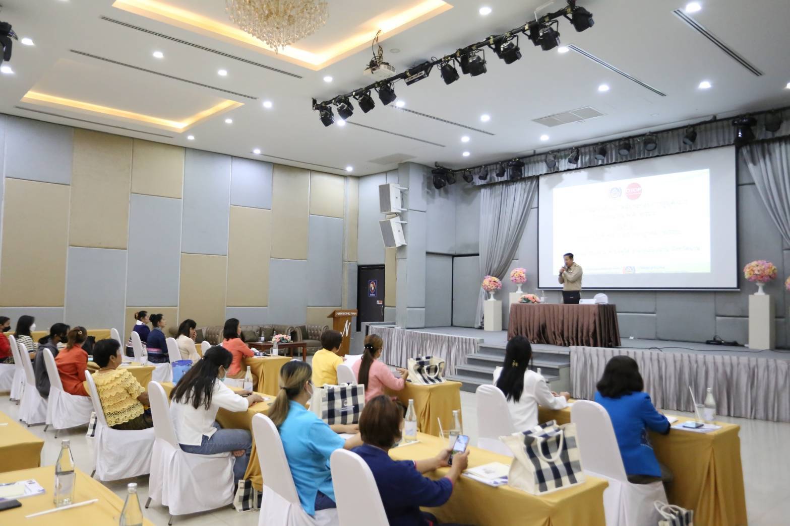 พช.น่าน : ดำเนินโครงการพัฒนาศักยภาพผู้ประกอบการสู่ยุค 4.0 ประจำปี 2566