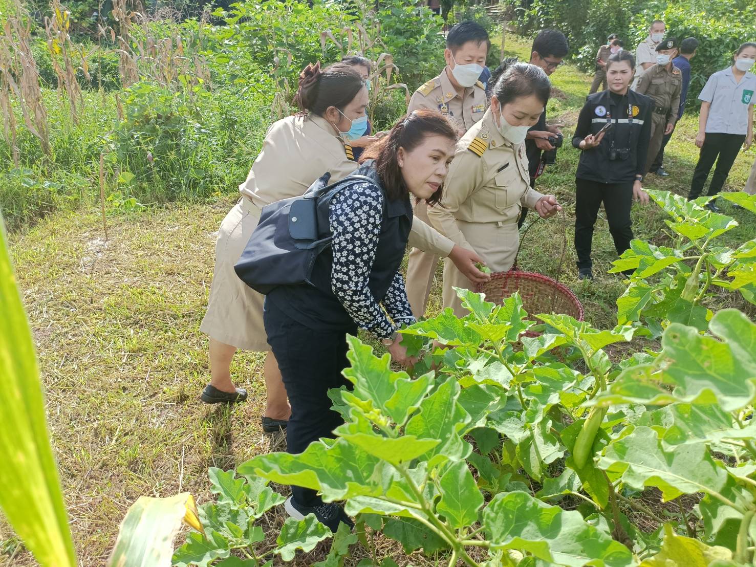 #พช.น่าน#รองผู้ว่าราชการจังหวัดน่าน ลงพื้นที่ติดตามการดำเนินกิจกรรมพัฒนาชุมชน และเยี่ยมบ้านครัวเรือนยากจน พื้นที่อำเภอสองแคว จังหวัดน่าน