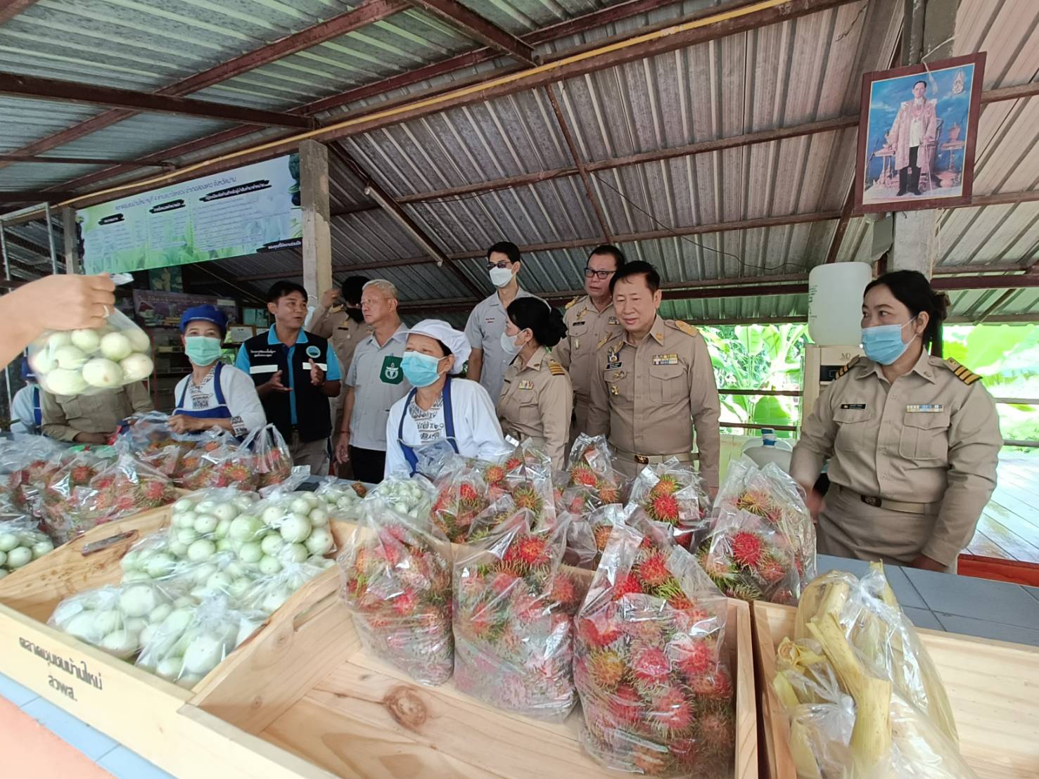 #พช.น่าน#รองผู้ว่าราชการจังหวัดน่าน ลงพื้นที่ติดตามการดำเนินกิจกรรมพัฒนาชุมชน และเยี่ยมบ้านครัวเรือนยากจน พื้นที่อำเภอสองแคว จังหวัดน่าน