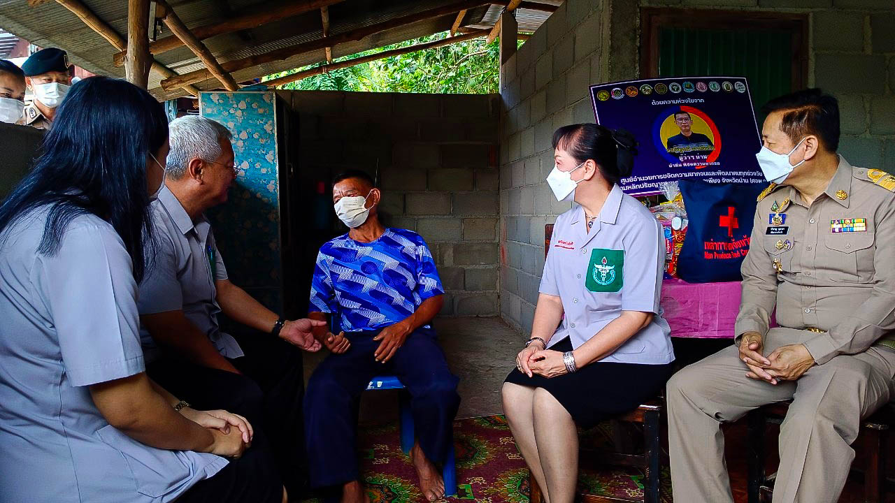 #พช.น่าน#รองผู้ว่าราชการจังหวัดน่าน ลงพื้นที่ติดตามการดำเนินกิจกรรมพัฒนาชุมชน และเยี่ยมบ้านครัวเรือนยากจน พื้นที่อำเภอสองแคว จังหวัดน่าน
