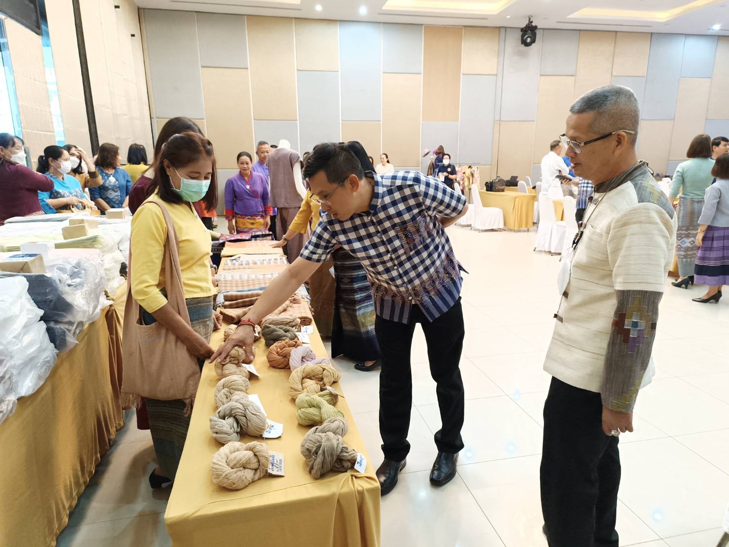 พช.น่าน : ดำเนินการพิจารณาคัดเลือกสุดยอดผลิตภัณฑ์ OTOP ตามโครงการส่งเสริมกระบวนการเครือข่ายองค์ความรู้ (Knowledge-Based OTOP : KBO) กิจกรรมที่ 2 พัฒนาผลิตภัณฑ์ OTOP โดยเครือข่ายองค์ความรู้ KBO จังหวัด ประจำปี พ.ศ.2566