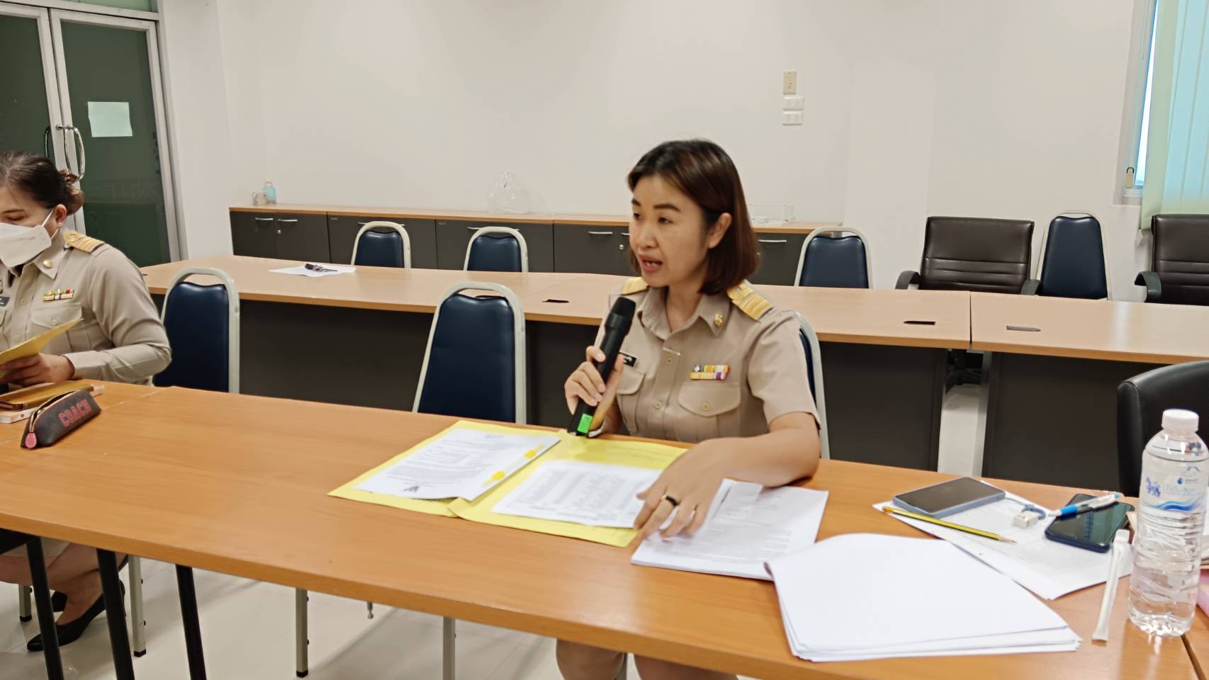 พช.น่าน : ประชุมพิจารณาคัดเลือกวีดิทัศน์ “เส้นทางนี้มีผล ผู้คนรักกัน” ระดับจังหวัด