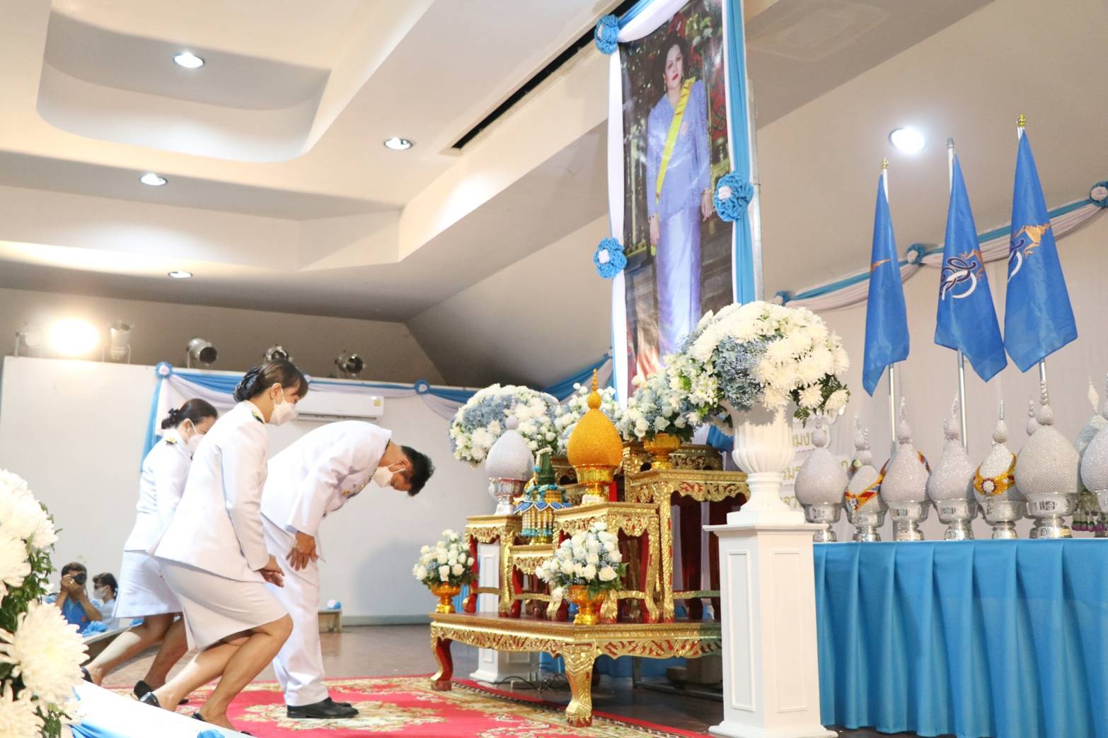 จังหวัดน่าน ประกอบพิธีถวายเครื่องราชสักการะและวางพานพุ่ม และพิธีถวายพระพรชัยมงคล สมเด็จพระนางเจ้าสิริกิติ์ พระบรมราชินีนาถ พระบรมราชชนนี พันปีหลวง เนื่องในโอกาสมหามงคลเฉลิมพระชนมพรรษา 91 พรรษา 12 สิงหาคม 2566