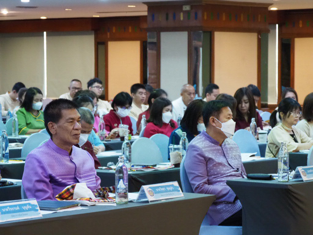 พช.น่าน ร่วมประชุมเชิงปฏิบัติการตรวจติดตามผลการดำเนินงานของหน่วยรับตรวจรายไตรมาส ครั้งที่ 4/2566