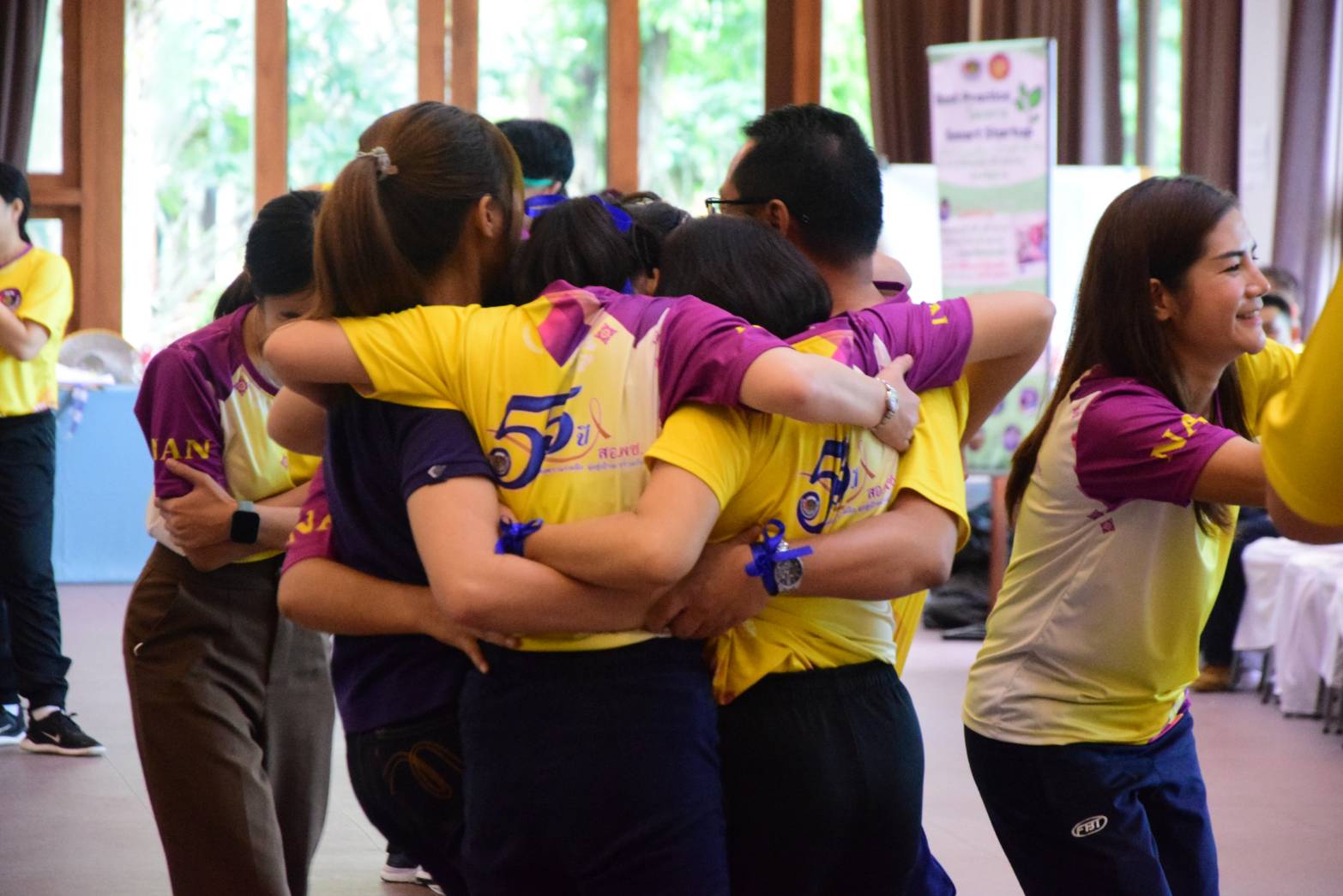 พช.น่าน : ดำเนินกิจกรรมเนื่องในวันคล้ายวันก่อตั้งกรมการพัฒนาชุมชน ครบรอบ 61 ปี และกิจกรรมส่งเสริมความสัมพันธ์ สอ.พช. ประจำปี 2566