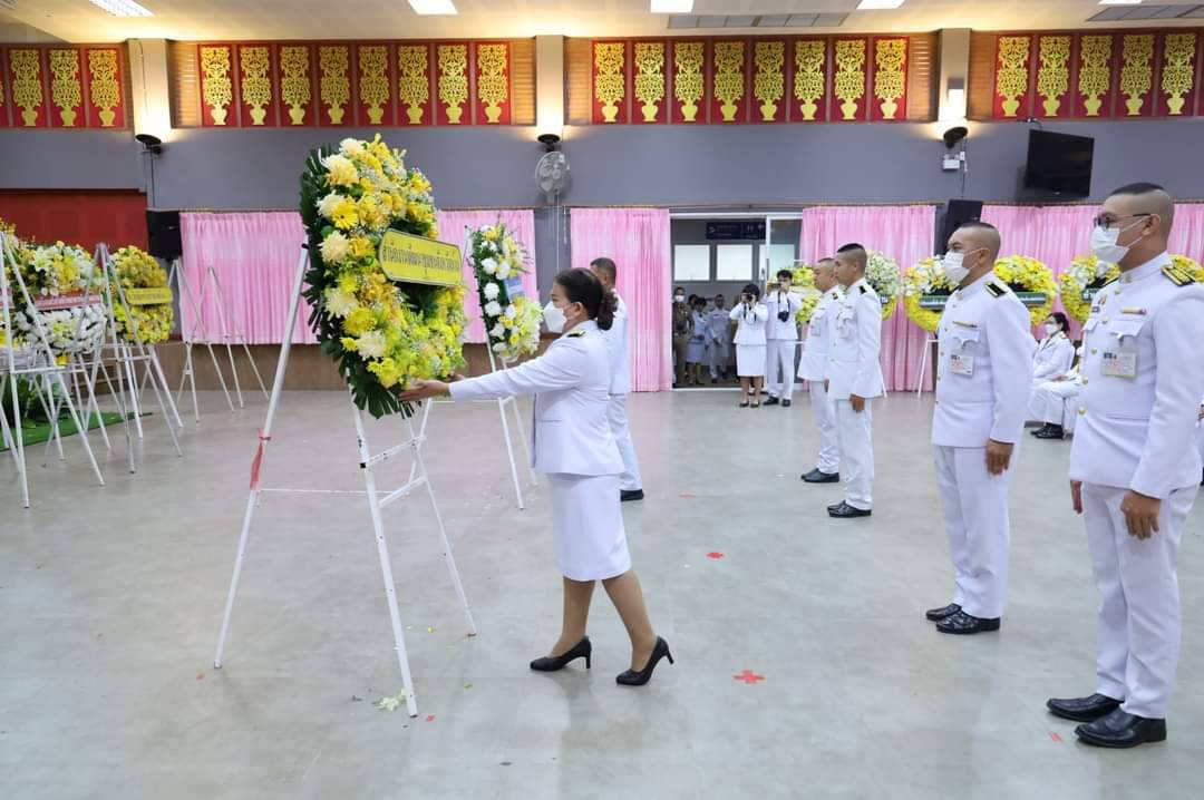 พช.น่าน ร่วมประกอบพิธีวางพวงมาลา เนื่องในวันนวมินทรมหาราช พระบาทสมเด็จพระบรมชนกาธิเบศร มหาภูมิพลอดุลยเดชมหาราช บรมนาถบพิตร