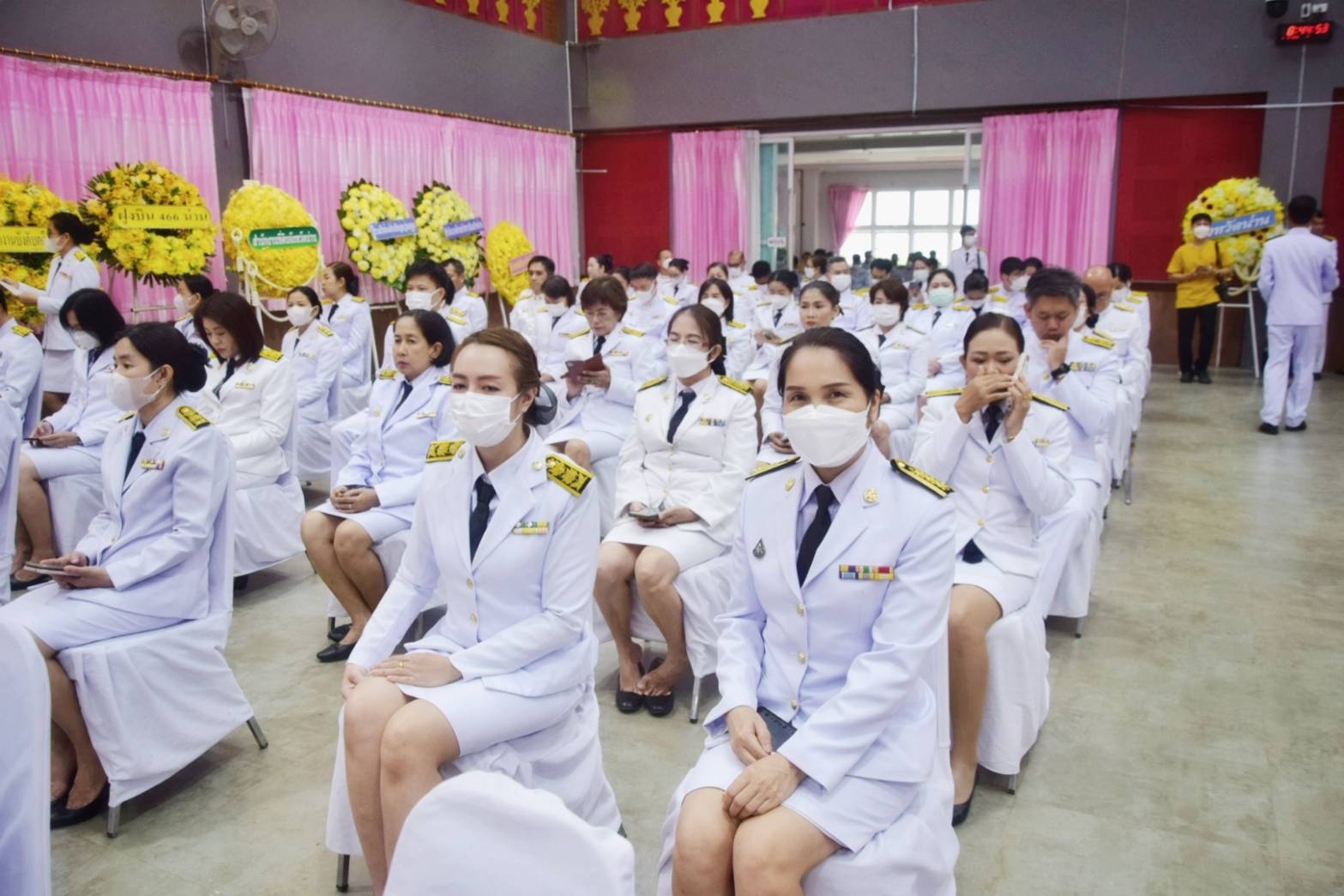 พช.น่าน ร่วมประกอบพิธีวางพวงมาลา เนื่องในวันนวมินทรมหาราช พระบาทสมเด็จพระบรมชนกาธิเบศร มหาภูมิพลอดุลยเดชมหาราช บรมนาถบพิตร