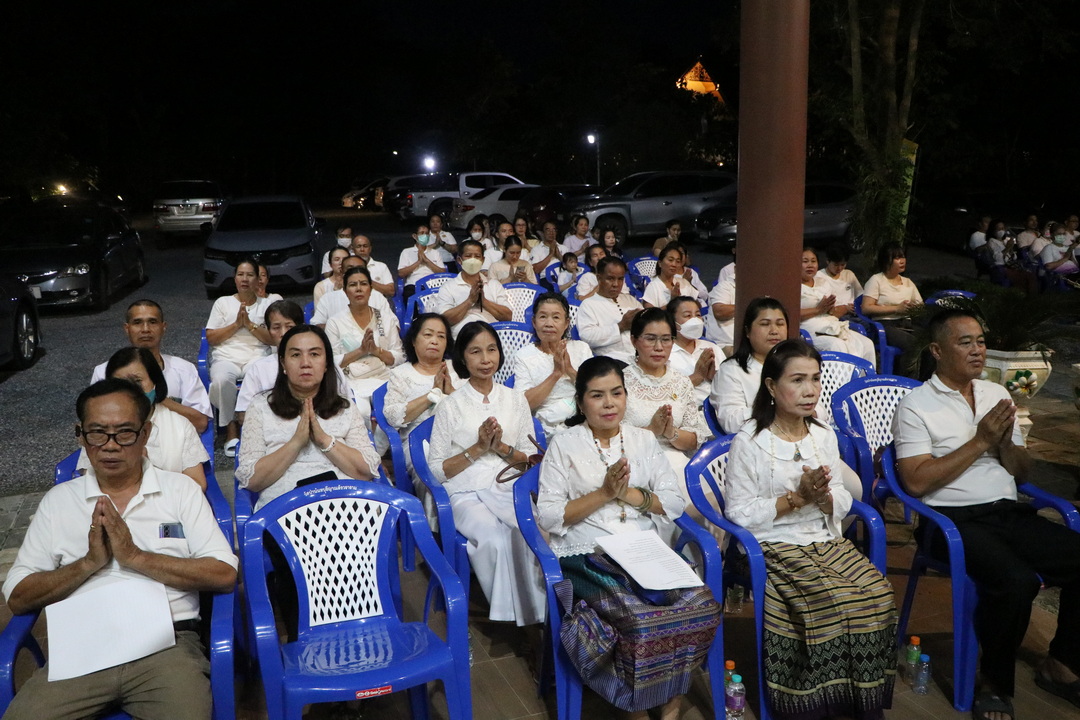 พช.น่าน : ร่วมพิธีทอดผ้าป่าเจดีย์ข้าวสาร มหาสังฆทานช่วยเหลือสังคม ปีที่ 6