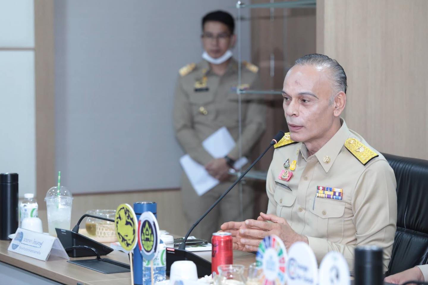 พช.น่าน ร่วมประชุม​รับมอบนโยบาย​และแนวทางการดำเนินงานของรัฐมนตรี​ว่าการ​กระทรวง​มหาดไทย​ ผ่านระบบวีดิทัศน์​ทางไกล (Video Conference)​