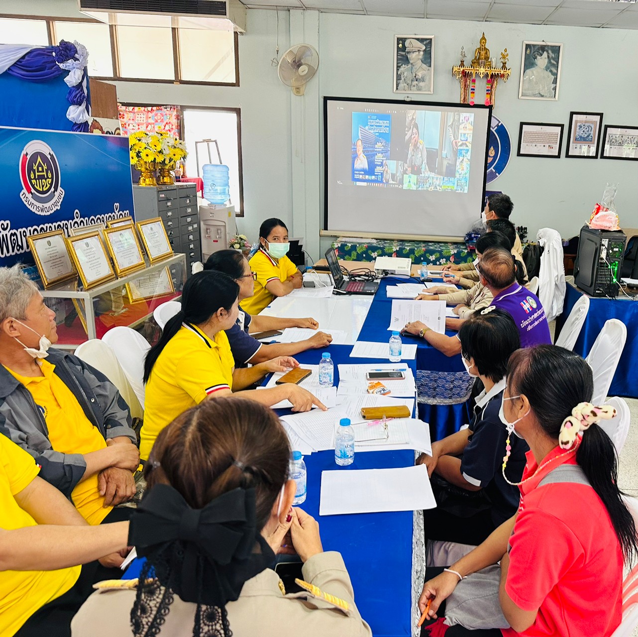 พช.น่าน ร่วมประชุม​รับมอบนโยบาย​และแนวทางการดำเนินงานของรัฐมนตรี​ว่าการ​กระทรวง​มหาดไทย​ ผ่านระบบวีดิทัศน์​ทางไกล (Video Conference)​