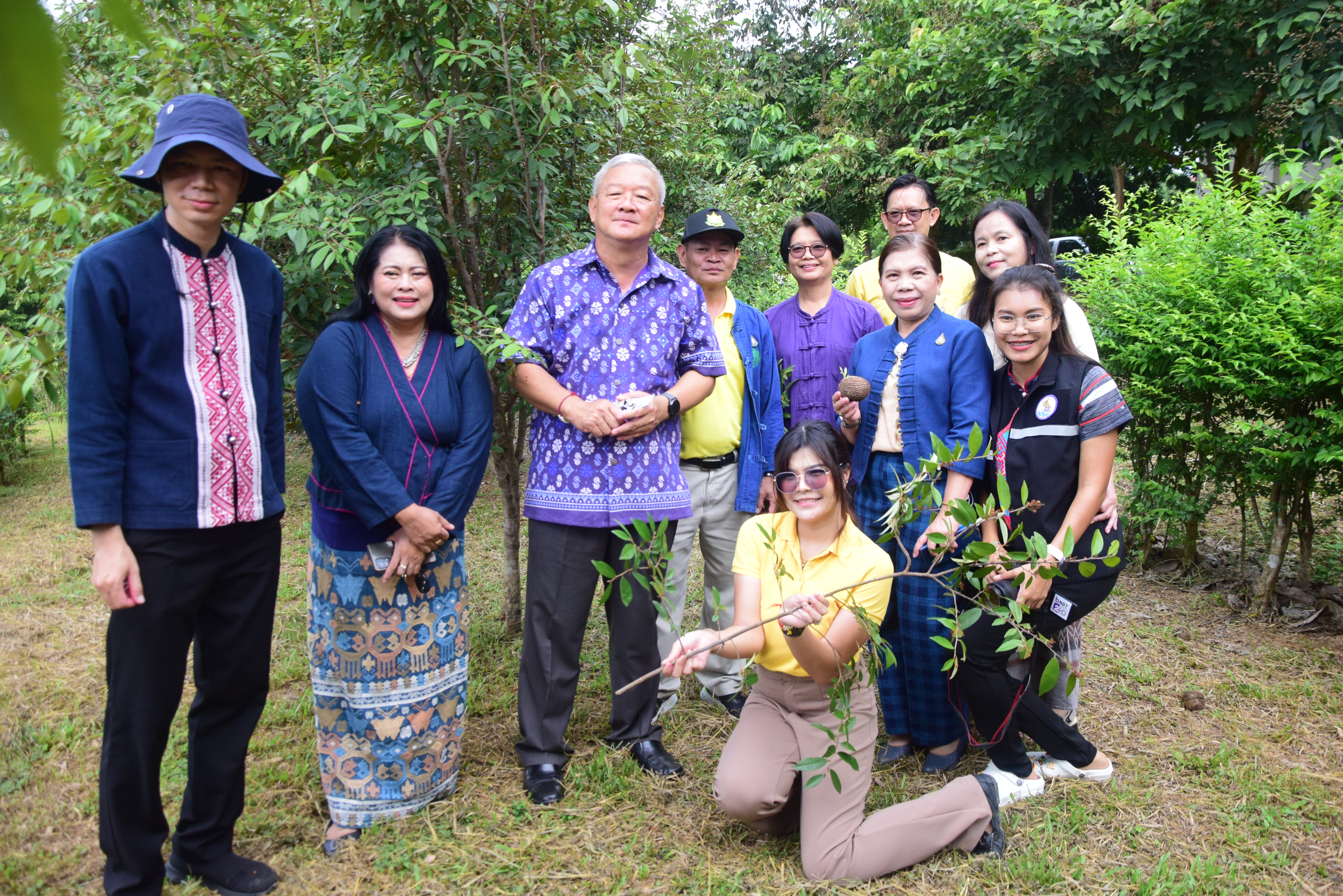 พช.น่าน ร่วมกิจกรรมปลูกต้นไม้ เนื่องในวันต้นไม้ประจำปีของชาติ ประจำปี 2566 เพื่อน้อมรำลึกถึงพระมหากรุณาธิคุณ สมเด็จพระศรีนครินทราบรมราชชนนี
