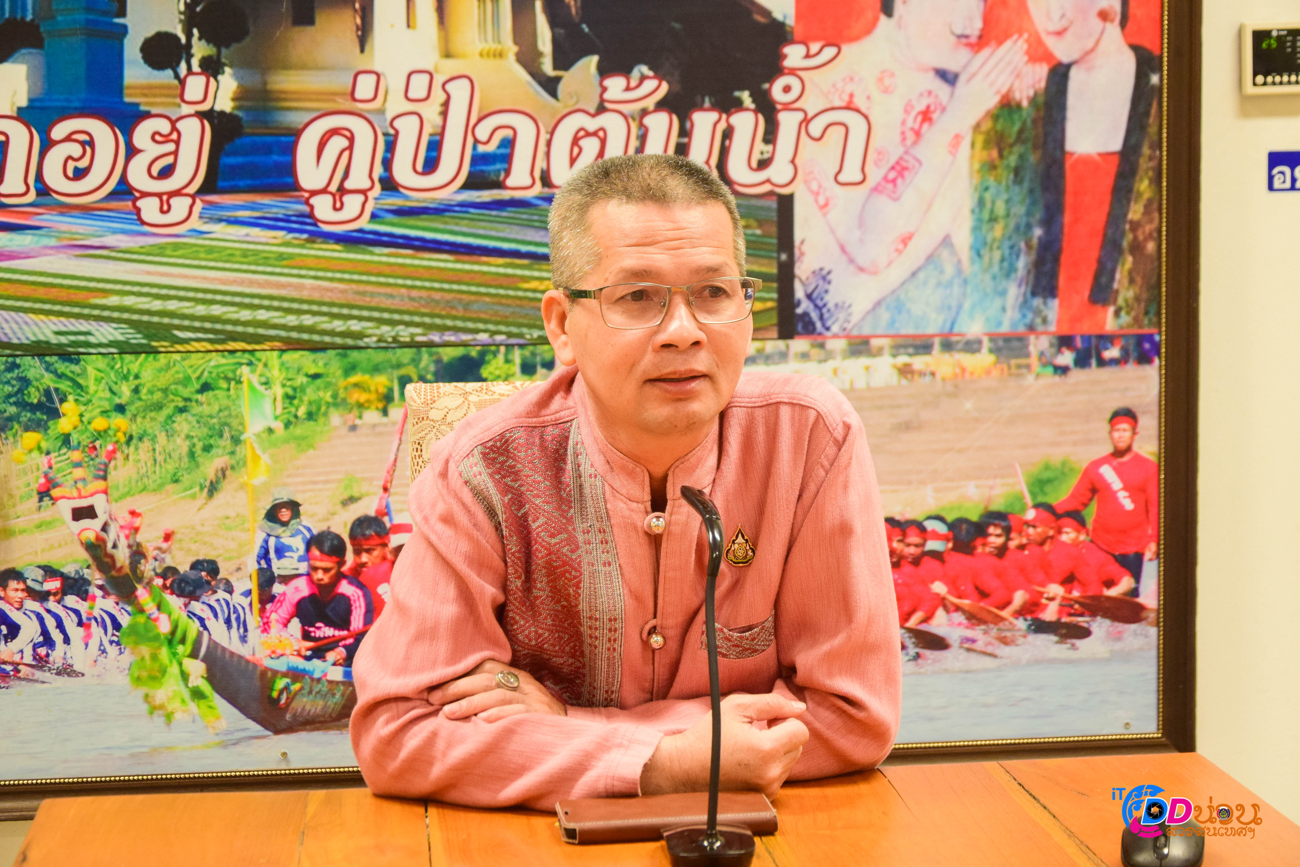 พช.น่าน ประชุมชี้แจงแนวทางการดำเนินงานภารกิจสำคัญที่อธิบดีกรมการพัฒนาชุมชนเน้นย้ำ ไตรมาส 1 เรื่องศูนย์อำนวยการขจัดความยากจนและพัฒนาคนทุกช่วงวัยอย่างยั่งยืนตามหลักปรัชญาของเศรษฐกิจพอเพียง (ศพจ.) ผ่านระบบประชุมออนไลน์ Webex Meeting