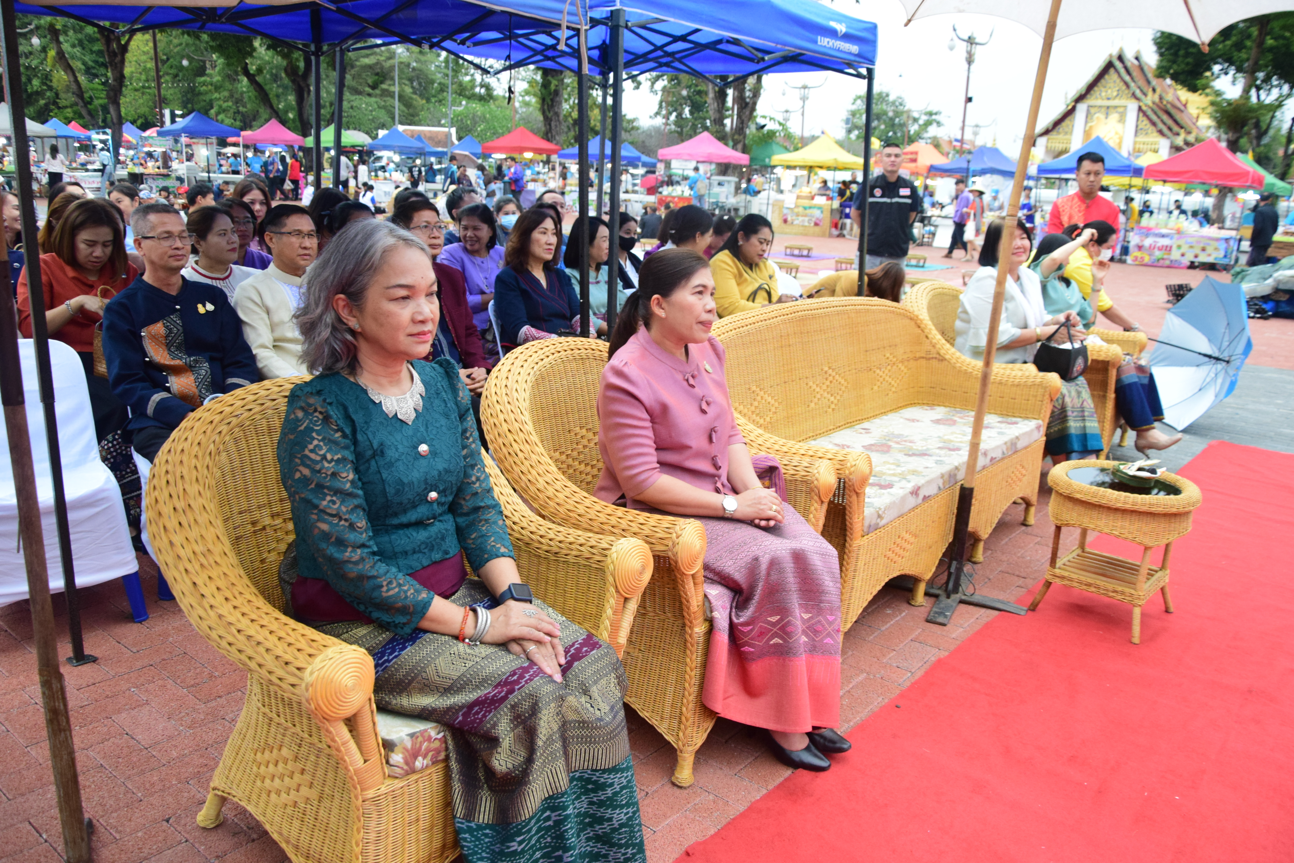 พช.น่านจัดกิจกรรมการจัดแสดงและจําหน่ายผลิตภัณฑ์ชุมชน (OTOP) “แอ่วน่าน ม่วนใจ OTOP ไทย OTOP น่าน” ภายใต้โครงการ OTOP Mobile ประจําปีงบประมาณ พ.ศ. 2567 ระหว่างวันที่ 26-28 มกราคม 2567