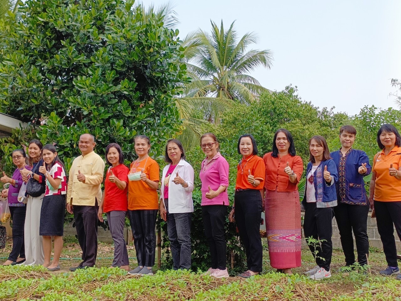 พช.น่านร่วมตรวจติดตามการจัดเก็บข้อมูลประเมินความคุ้มค่าในการปฏิบัติภารกิจภาครัฐในพื้นที่อำเภอท่าวังผา