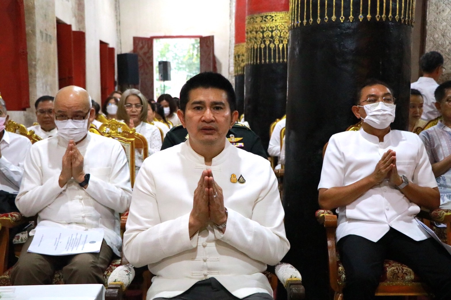 พช.น่านร่วมพิธีเจริญพระพุทธมนต์เฉลิมพระเกียรติถวายพระพรชัยมงคล แด่พระบาทสมเด็จ พระเจ้าอยู่หัว เนื่องในโอกาสวันเฉลิมพระชนมพรรษา 6 รอบ 28 กรกฎาคม 2567
