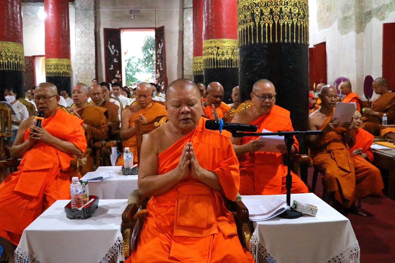 พช.น่านร่วมพิธีเจริญพระพุทธมนต์เฉลิมพระเกียรติถวายพระพรชัยมงคล แด่พระบาทสมเด็จ พระเจ้าอยู่หัว เนื่องในโอกาสวันเฉลิมพระชนมพรรษา 6 รอบ 28 กรกฎาคม 2567