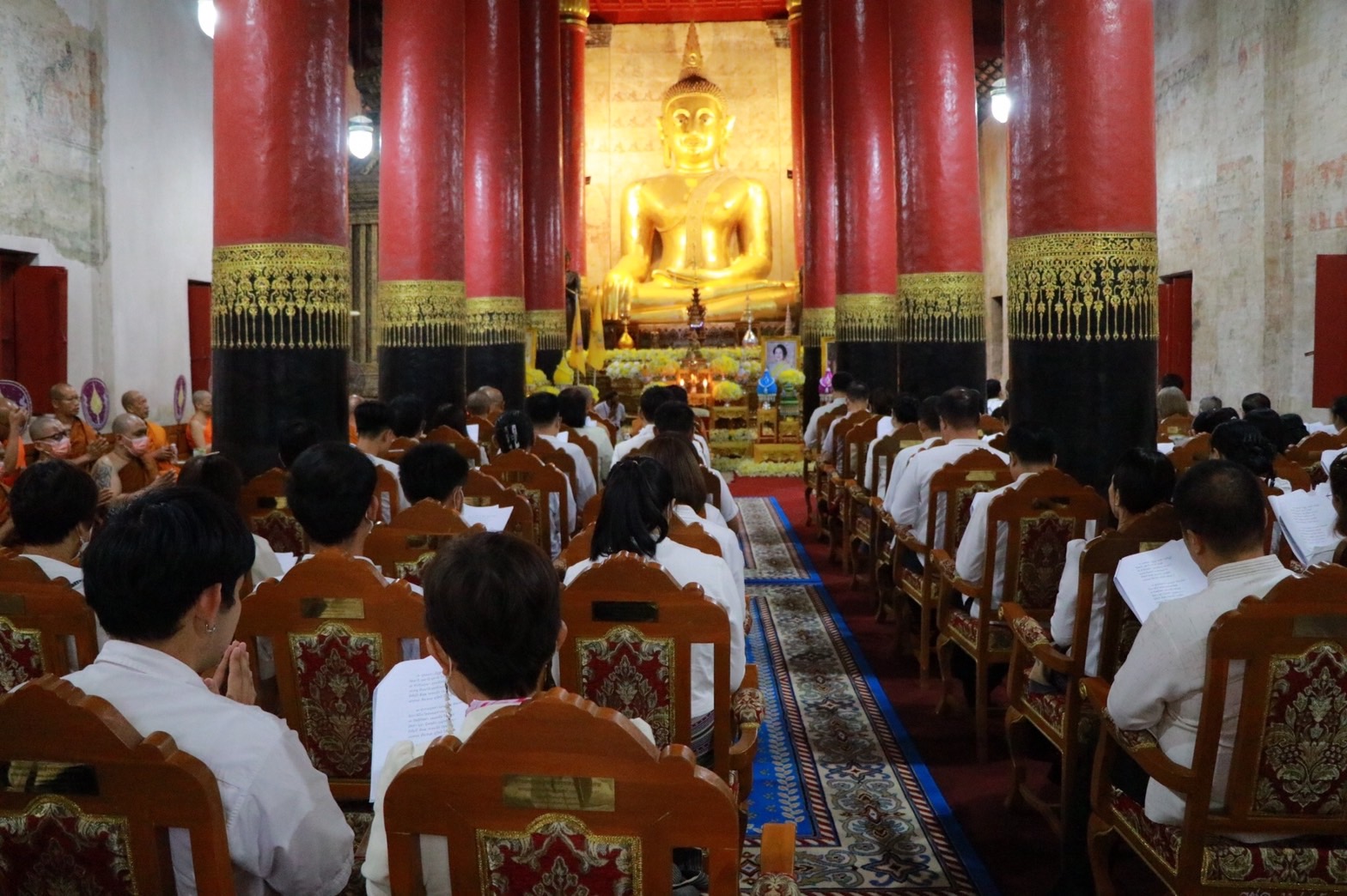 พช.น่านร่วมพิธีเจริญพระพุทธมนต์เฉลิมพระเกียรติถวายพระพรชัยมงคล แด่พระบาทสมเด็จ พระเจ้าอยู่หัว เนื่องในโอกาสวันเฉลิมพระชนมพรรษา 6 รอบ 28 กรกฎาคม 2567