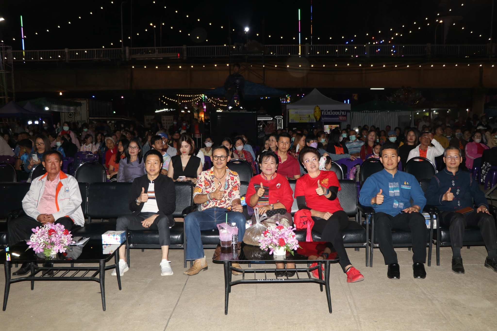 พช.น่าน ร่วมรับชมและมอบรางวัลการประกวดร้องเพลงไทยลูกทุ่งองค์กรปกครองส่วนท้องถิ่น ในงานประจำปีและของดีเมืองน่าน ประจำปี 2567