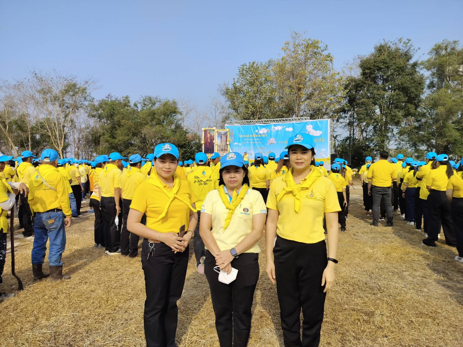 พช.น่าน ร่วมกิจกรรมเนื่องในวันพระบาทสมเด็จพระพุทธเลิศหล้านภาลัย