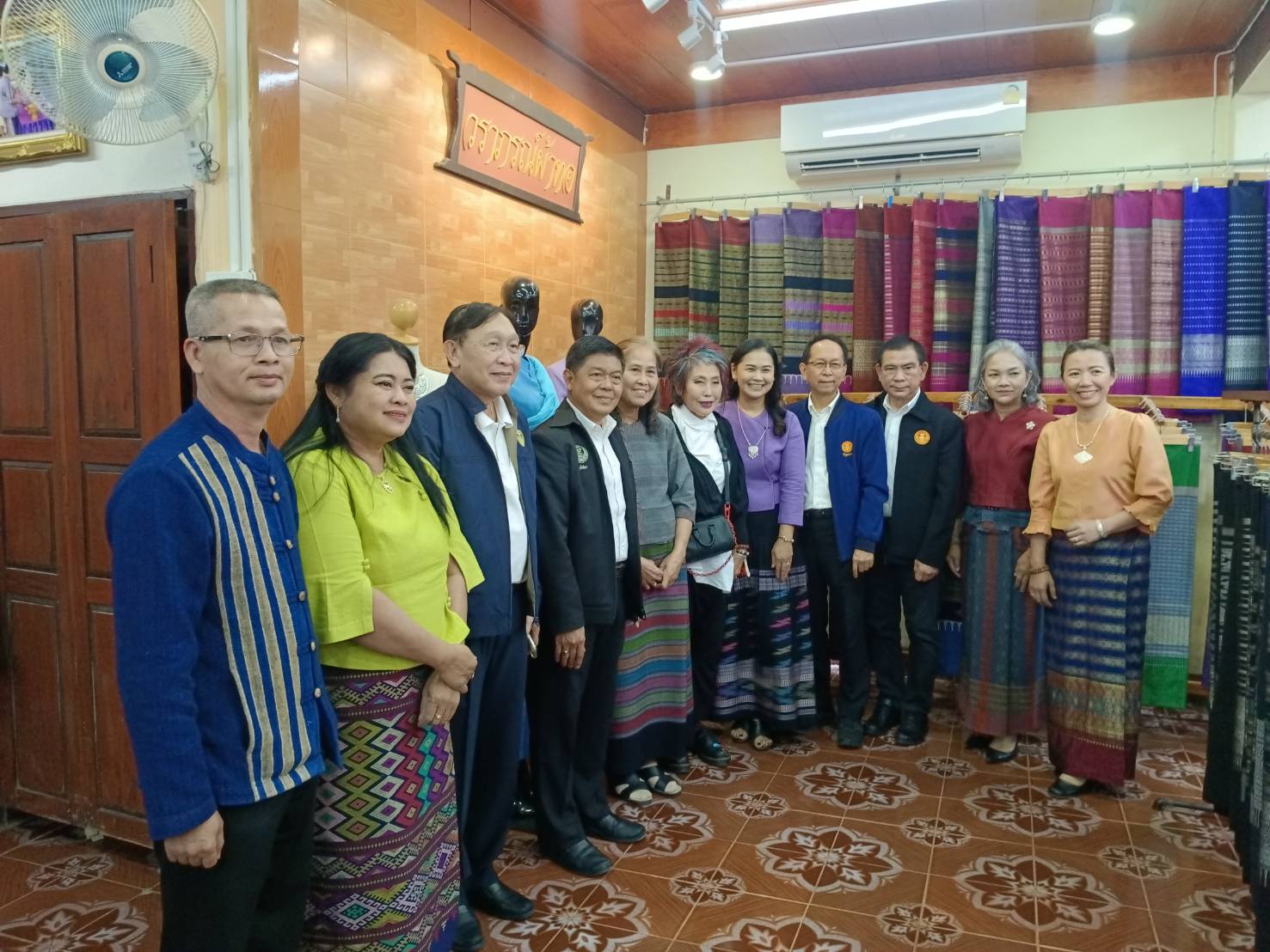 พช.น่าน ร่วมลงพื้นคณะกรรมการโครงการสมาชิกวุฒิสภาพบประชาชนในพื้นที่จังหวัดภาคเหนือ (ตอนบน) จ.น่าน