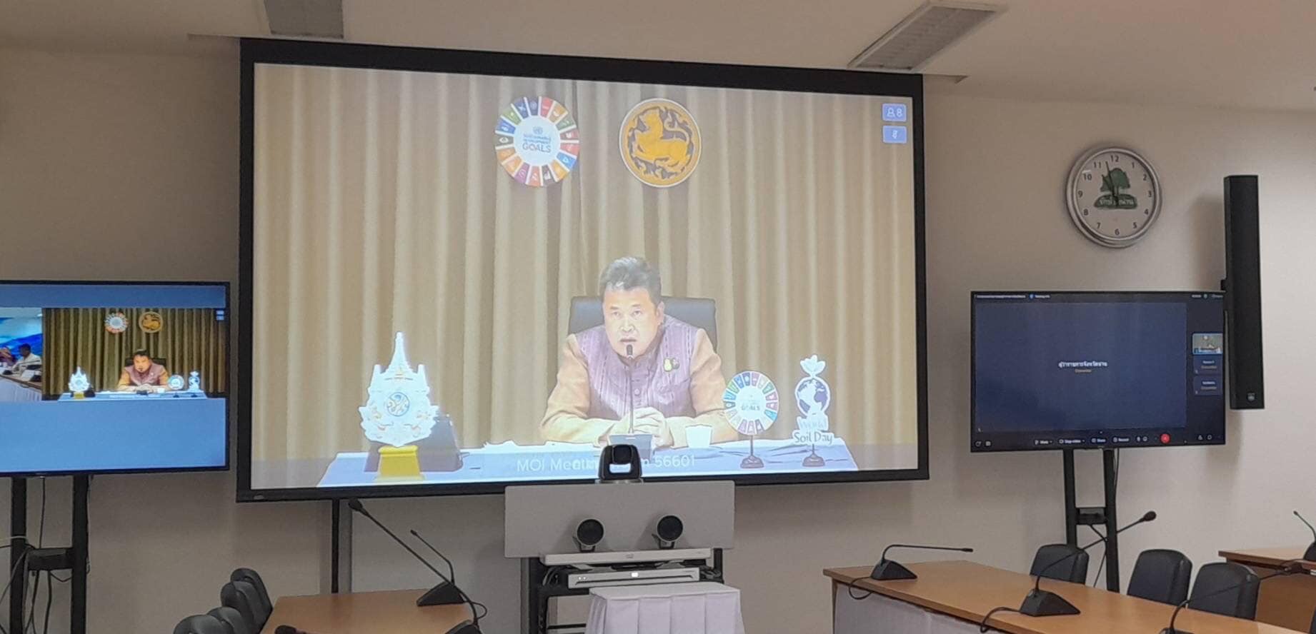 พช.น่าน ร่วมประชุมขับเคลื่อนและติดตามนโยบายของรัฐบาลและภารกิจสําคัญของปลัดกระทรวงมหาดไทย ประจําปีงบประมาณ พ.ศ. 2567 (เดือนกุมภาพันธ์ 2567) ผ่านระบบวีดิทัศน์ทางไกล (VGS)