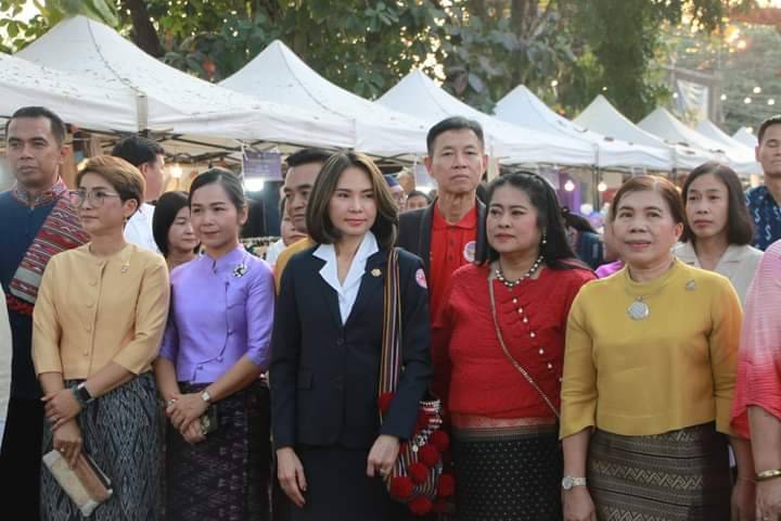 พช.น่าน เปิดการจัดแสดงและจำหน่ายผลิตภัณฑ์ชุมชน OTOP ผลิตภัณฑ์ Creative และของดีเมืองน่าน งานประจำปีและของดีเมืองน่าน ประจำปี 2567