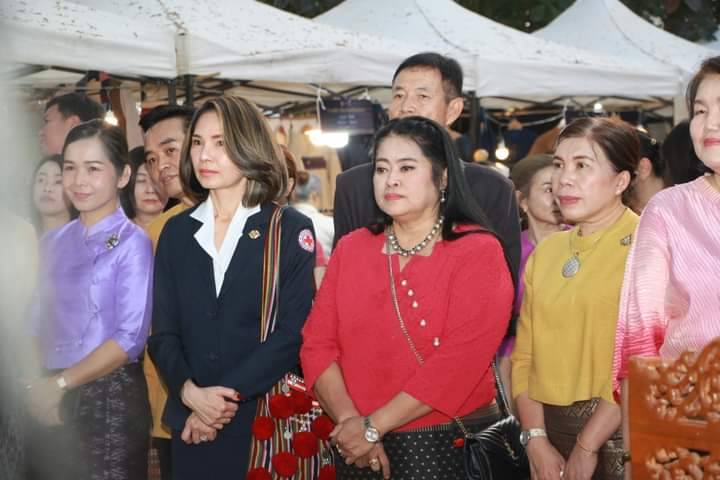 พช.น่าน เปิดการจัดแสดงและจำหน่ายผลิตภัณฑ์ชุมชน OTOP ผลิตภัณฑ์ Creative และของดีเมืองน่าน งานประจำปีและของดีเมืองน่าน ประจำปี 2567