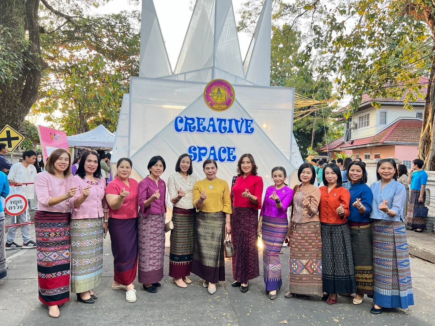 พช.น่าน เปิดการจัดแสดงและจำหน่ายผลิตภัณฑ์ชุมชน OTOP ผลิตภัณฑ์ Creative และของดีเมืองน่าน งานประจำปีและของดีเมืองน่าน ประจำปี 2567